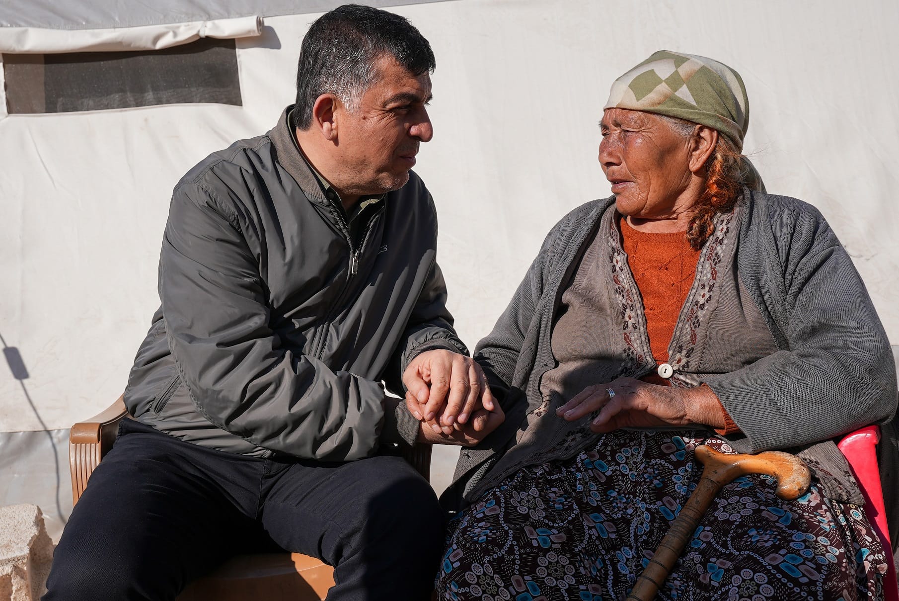 FADILOĞLU: “EN KISA SÜREDE VATANDAŞLARIMIZIN KALICI BARINMA NOKTALARI TESİS EDİLMİŞ OLACAK