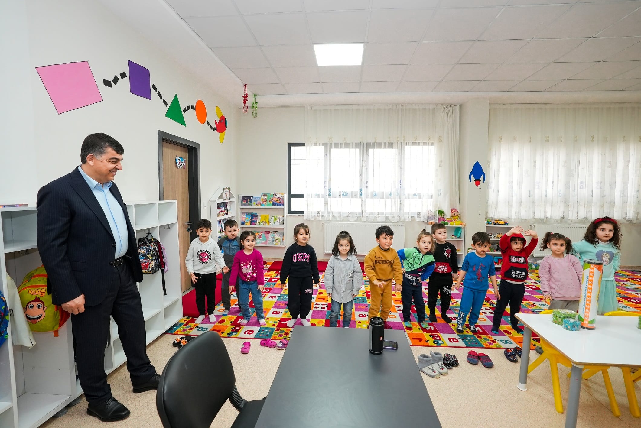 BAŞKAN FADILOĞLU’NDAN ANA SINIFI ÖĞRENCİLERİNE MORAL ZİYARETİ
