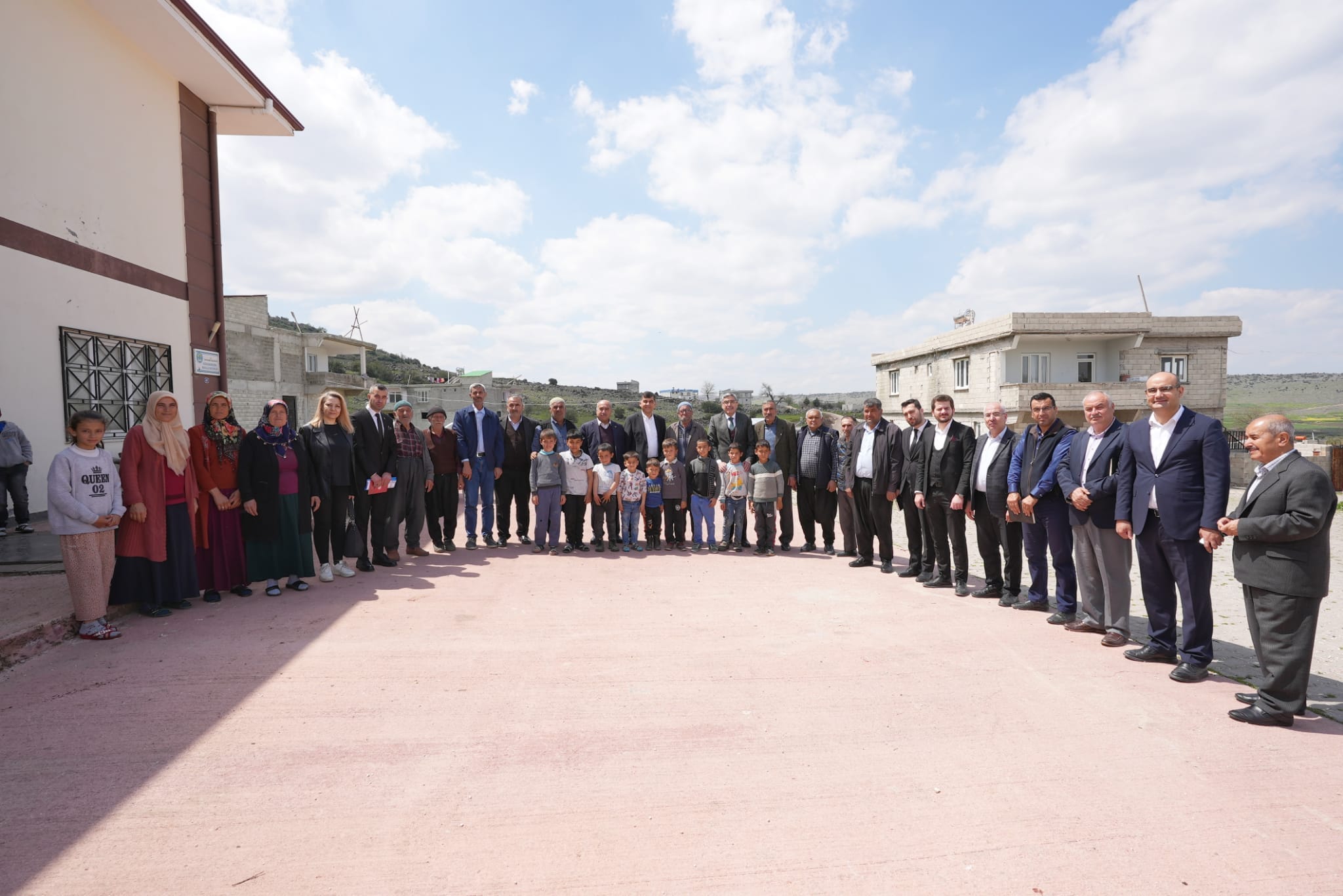 FADILOĞLU İLE ÖZKEÇECİ, KIRSAL MAHALLELERİ ZİYARET ETTİLER