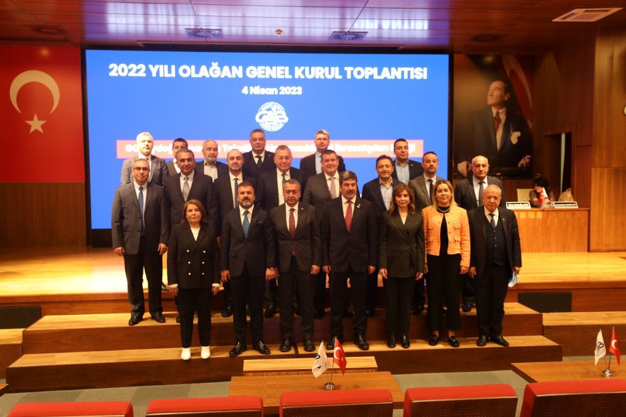  ￼TEKSTİL İHRACATÇILARI GENEL KURUL’DA BİR ARAYA GELDİ