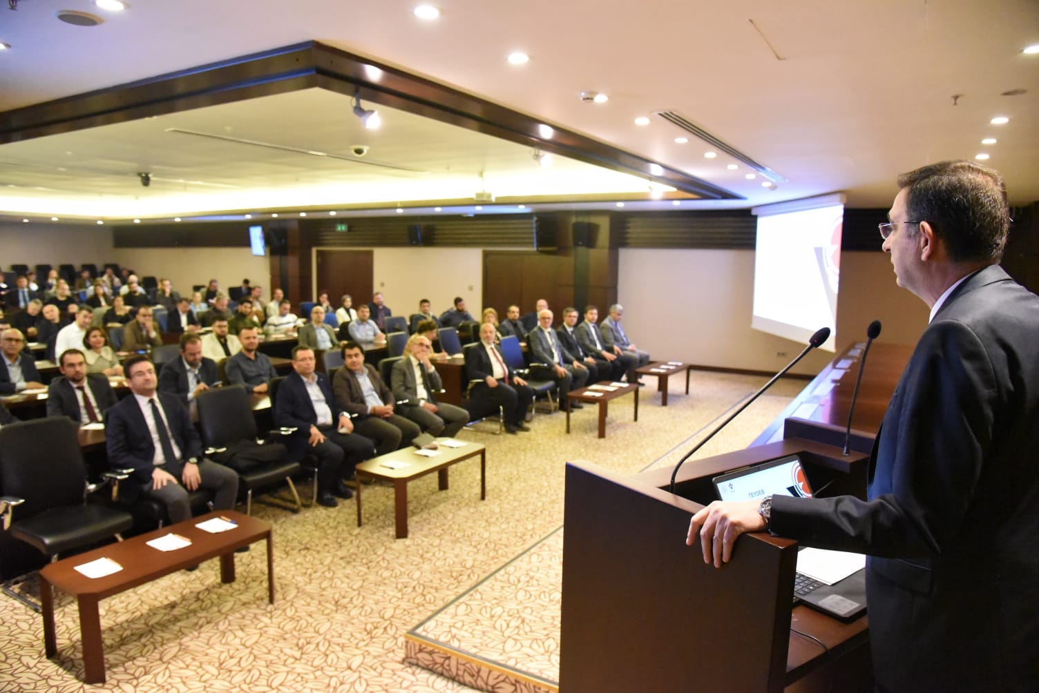 GSO’DA DEPREM BÖLGESİNE ÖZEL TÜBİTAK DESTEKLERİ TOPLANTISI YAPILDI