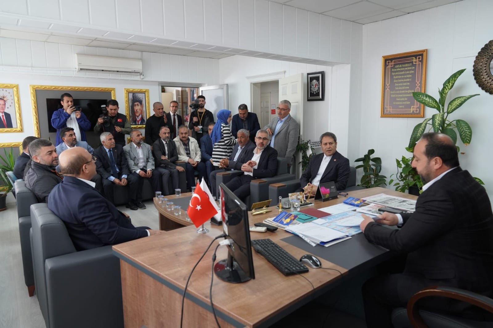 GAZİANTEP AK PARTİ MİLLETVEKİLİ ADAYI ALİ ŞAHİN NİZİP’İ ZİYARETTE BULUNDU