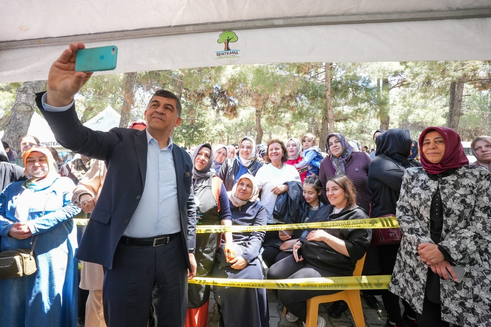 ŞEHİTKAMİL’DEKİ GELENEKSEL PİKNİK GÜNLERİ BAŞLADI