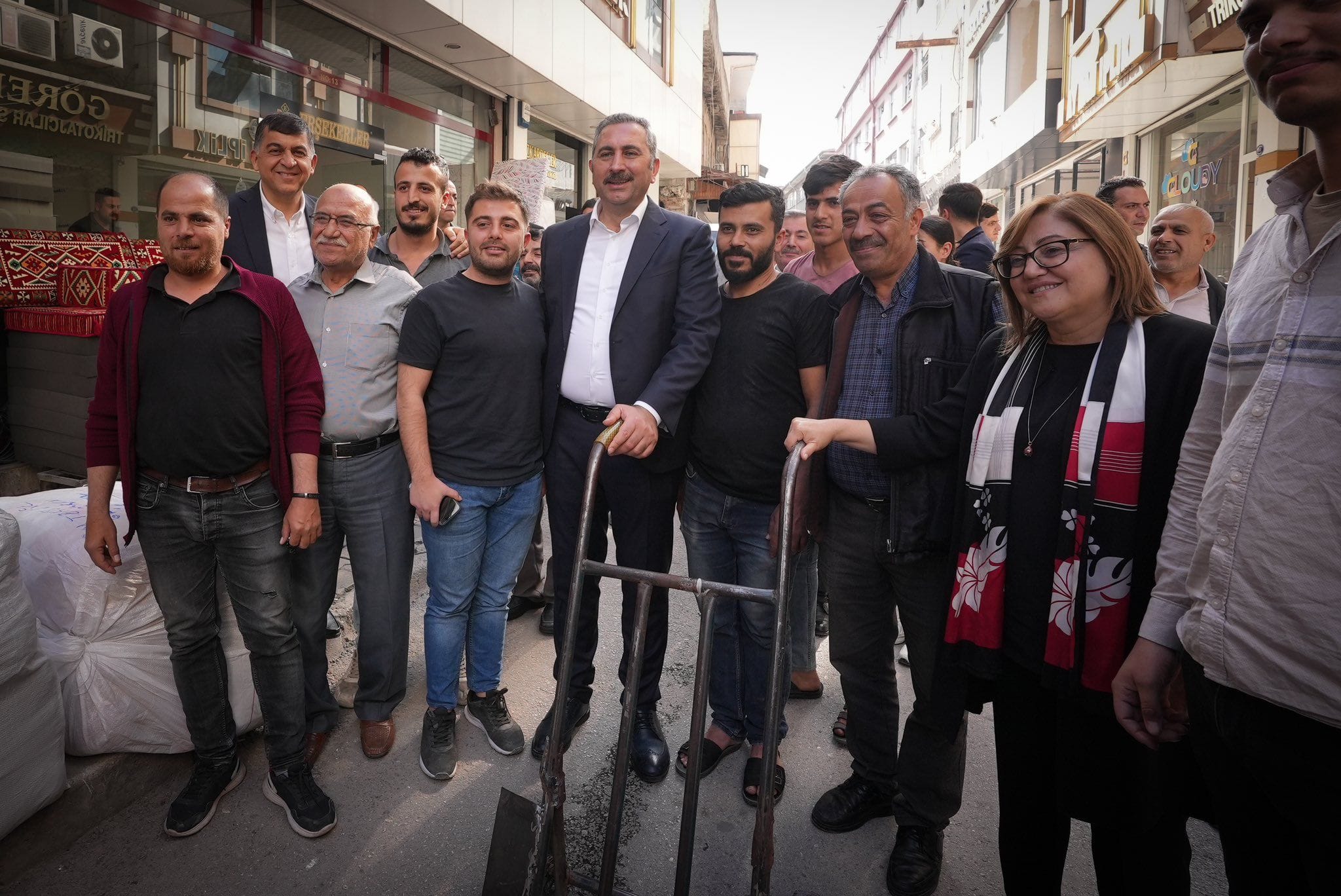 FADILOĞLU İLE GÜL’DEN ESNAFA TEŞEKKÜR ZİYARETİ