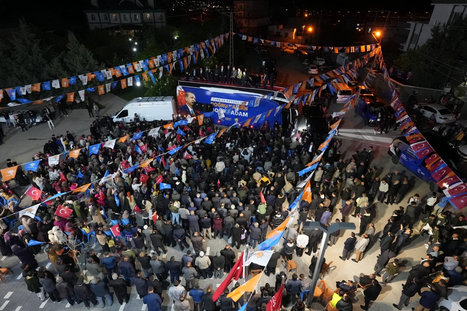 FADILOĞLU: “BİZ, VATANDAŞIMIZIN EMRİNİZDEYİZ”