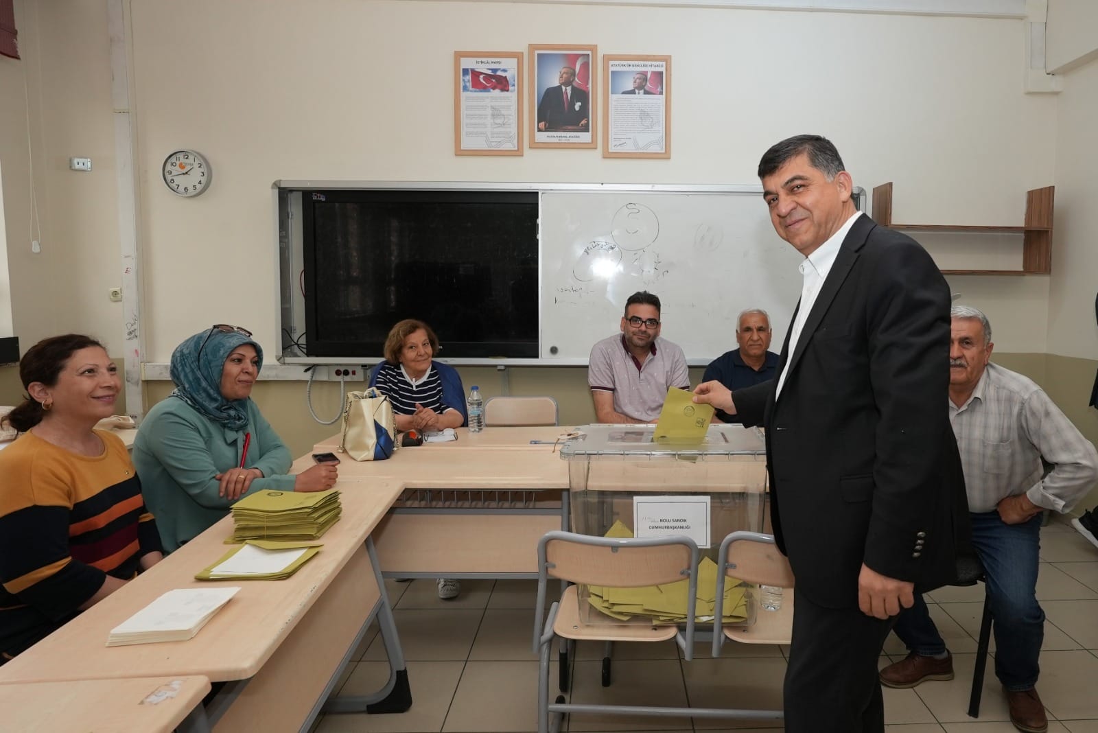 FADILOĞLU: “MİLLETİN, İRADESİNİ SANDIĞA YANSIMASINI VE TEZAHÜRÜNÜ GÖRECEĞİZ”