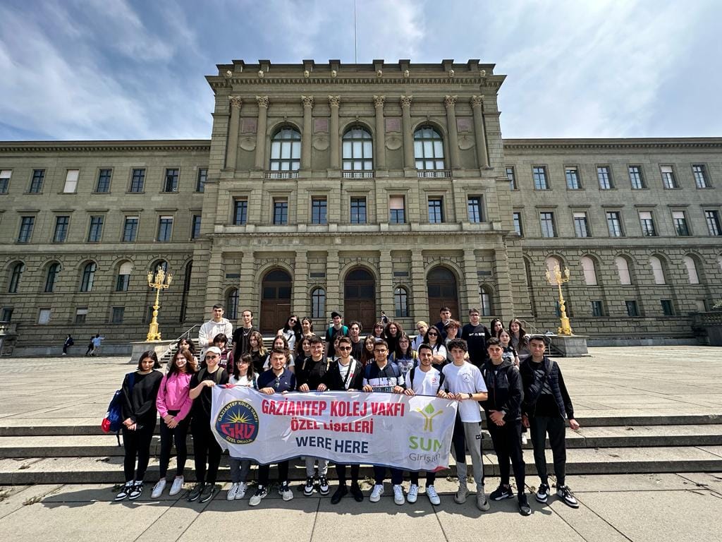 Gaziantep Kolej Vakfı Öğrencileri Avrupa’yı Mercek Altına Aldı 