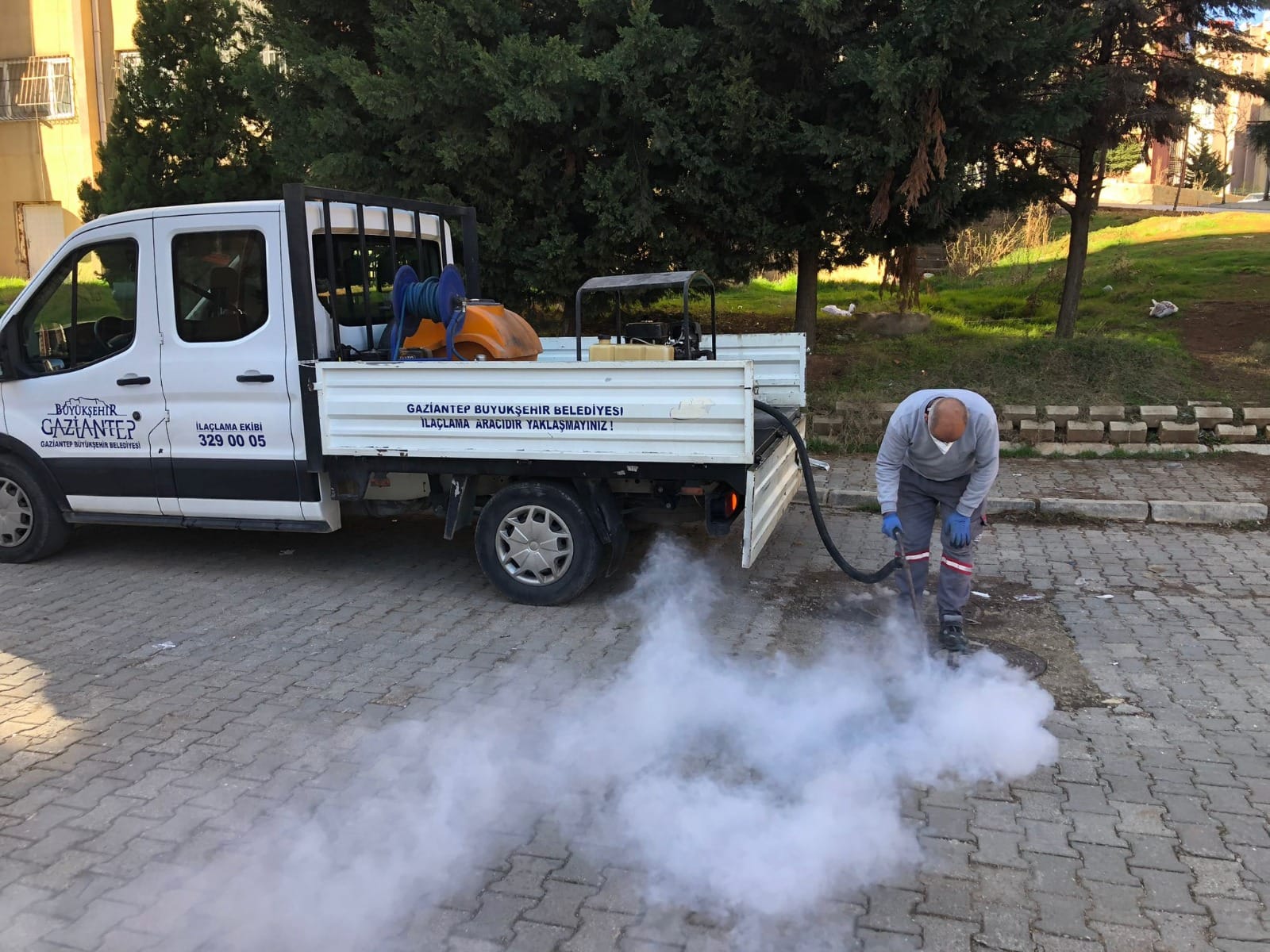 GAZİANTEP BÜYÜKŞEHİR, İLAÇLAMA ÇALIŞMALARINA HIZ KAZANDIRDI