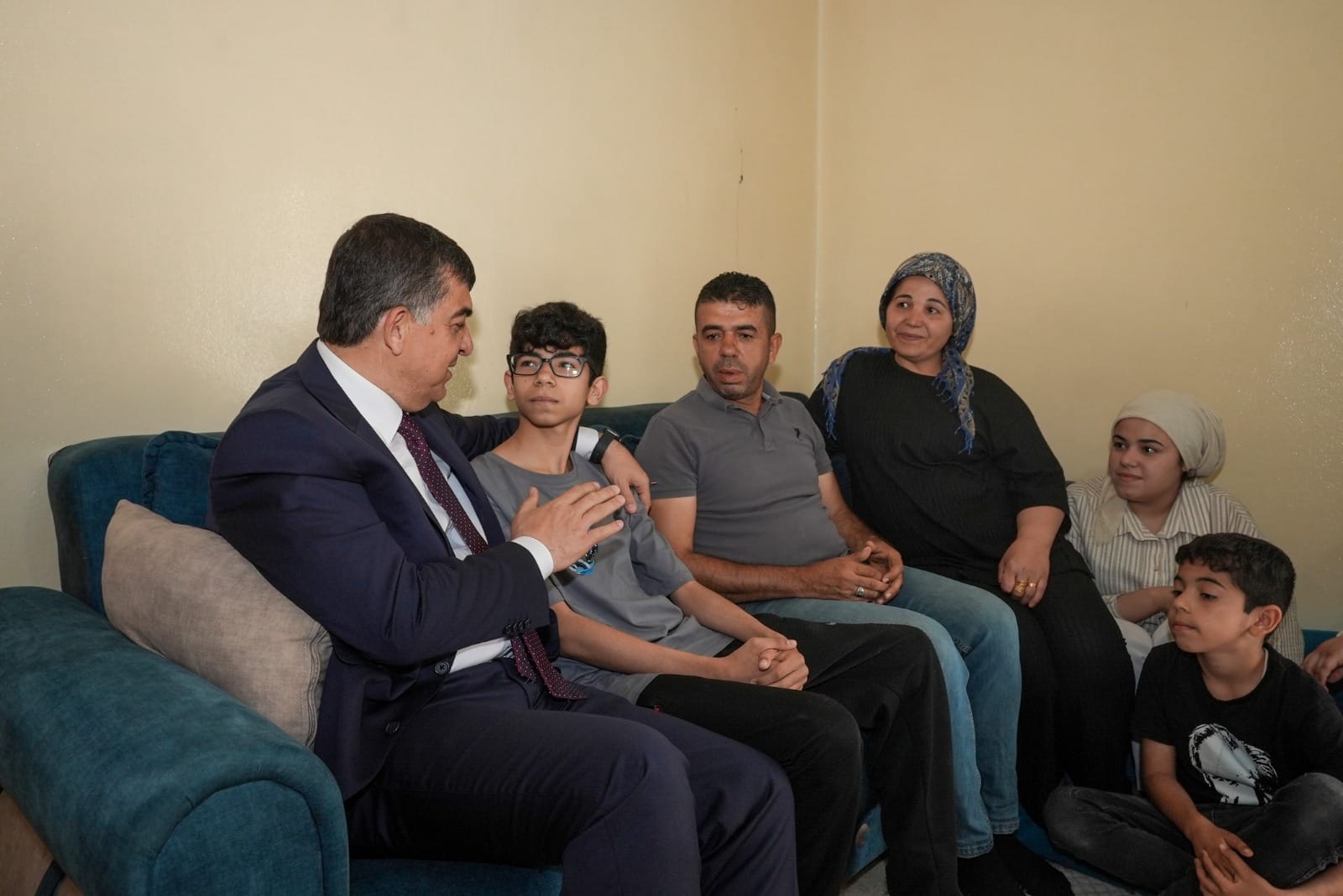 FADILOĞLU’NDAN, SINAV ÖNCESİ ÖĞRENCİLERE MORAL ZİYARETİ