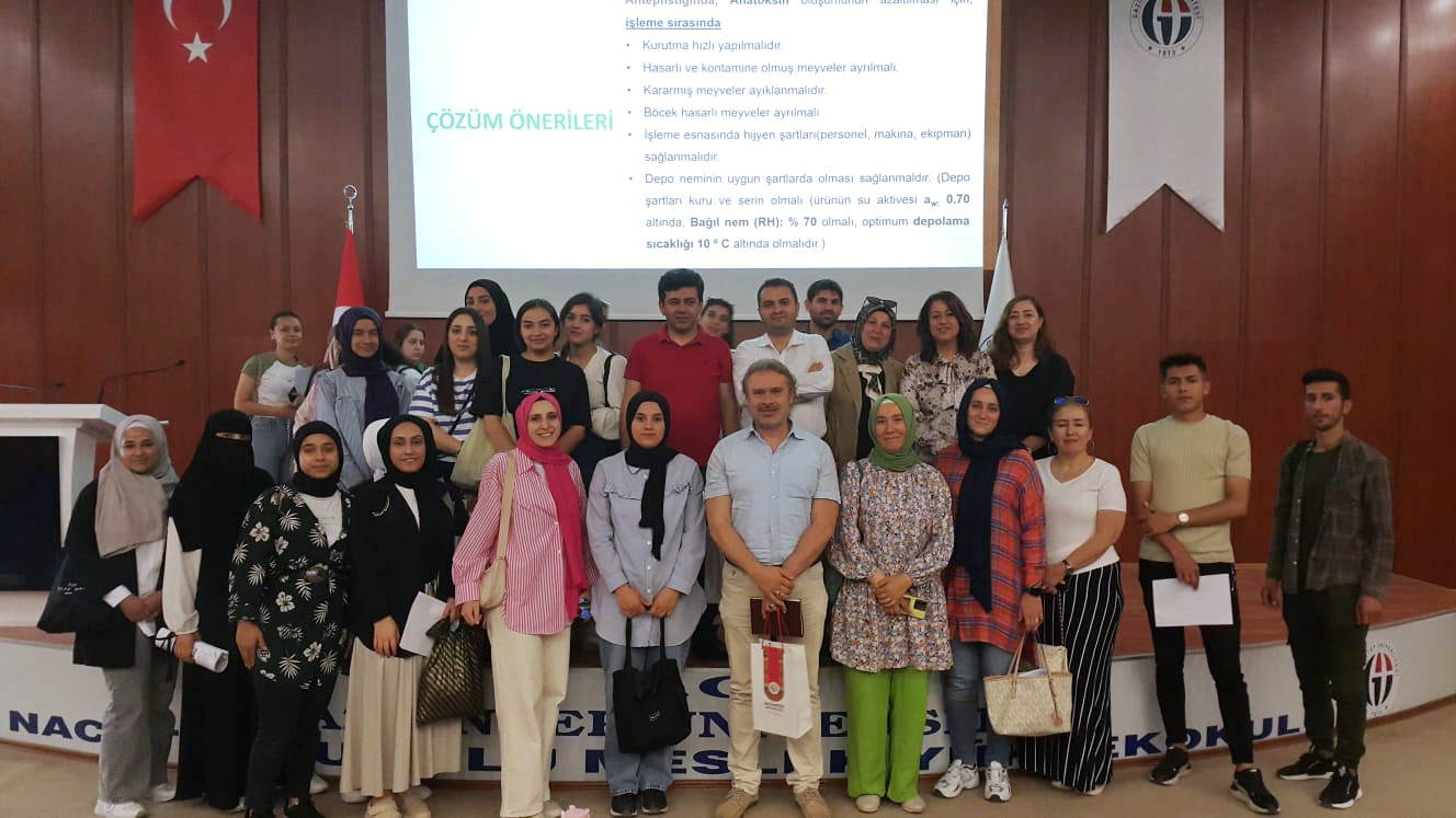 NACİ TOPÇUOĞLU MYO’DA ANTEP FISTIĞININ DÜNÜ, BUGÜNÜ VE YARINI SEMİNERİ