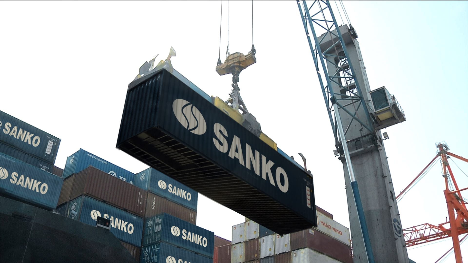 TİM 1000’DEKİ SANKO ŞİRKETLERİ- SANKO DIŞ TİCARET VE SANKO TEKSTİL TİM 1000’DE YER ALDI 