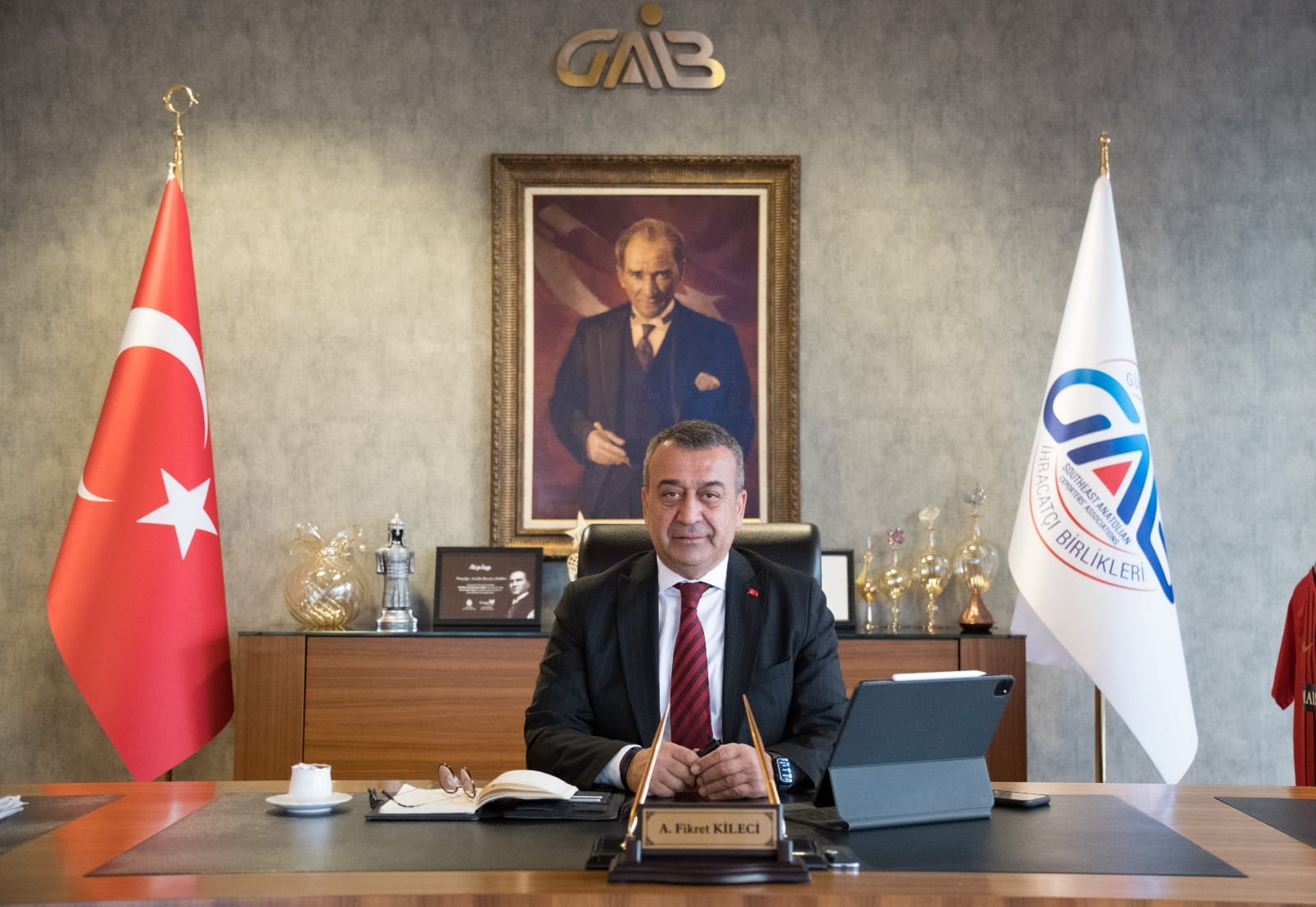 “15 Temmuz’da milletimiz zor zamanlarda daima birlik ve beraberliğini koruyacağını göstermiştir.”