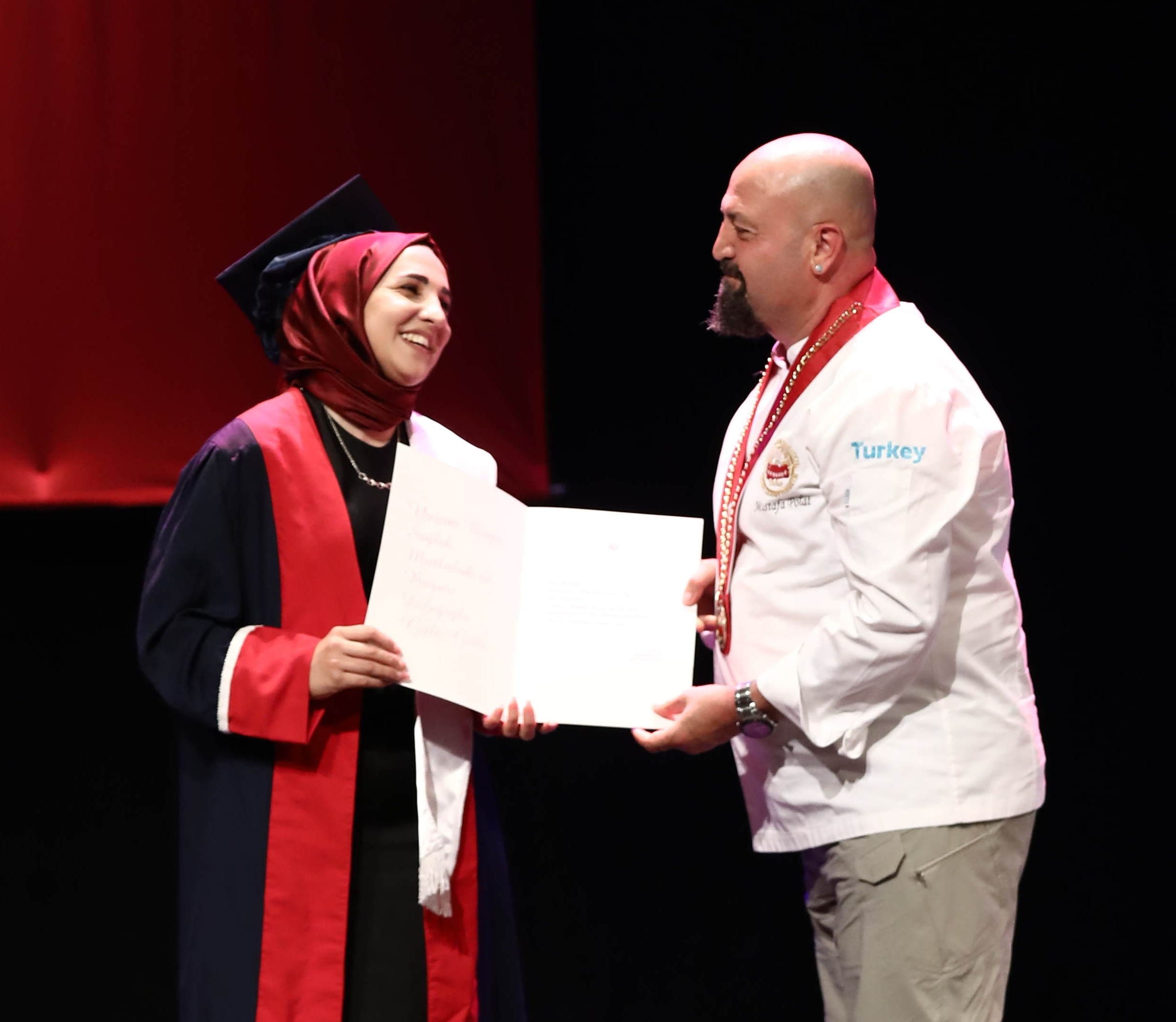 GAÜN TURİZM FAKÜLTESİNDE MEZUNİYET HEYECANI