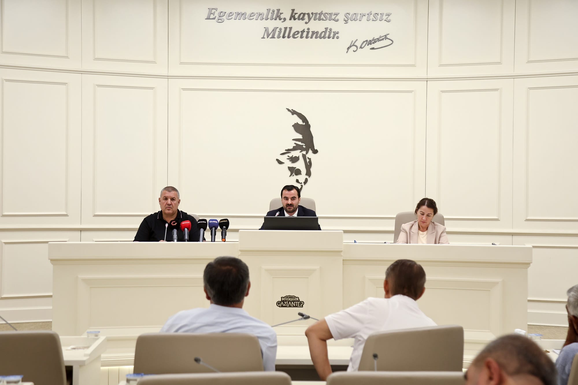 GAZİANTEPLİ DEPREMZEDELERE YÖNELİK ÜCRETSİZ ULAŞIM DESTEĞİNİN SÜRESİ UZATILDI