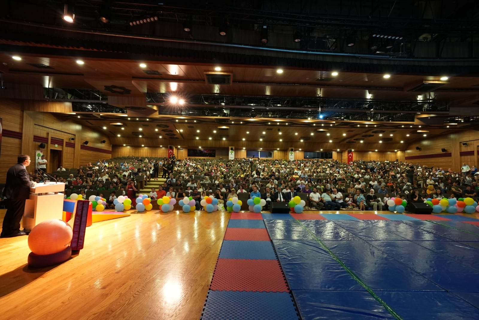 MİNİK SPORCULAR, İLK MADALYALARINI ALDILAR