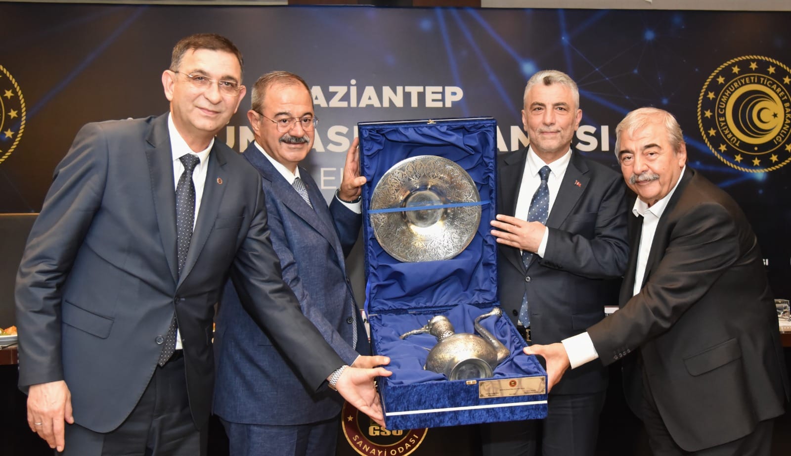 GSO’DA, TİCARET BAKANI ÖMER BOLAT’IN KATILIMIYLA İŞ DÜNYASI İSTİŞARE TOPLANTISI YAPILDI