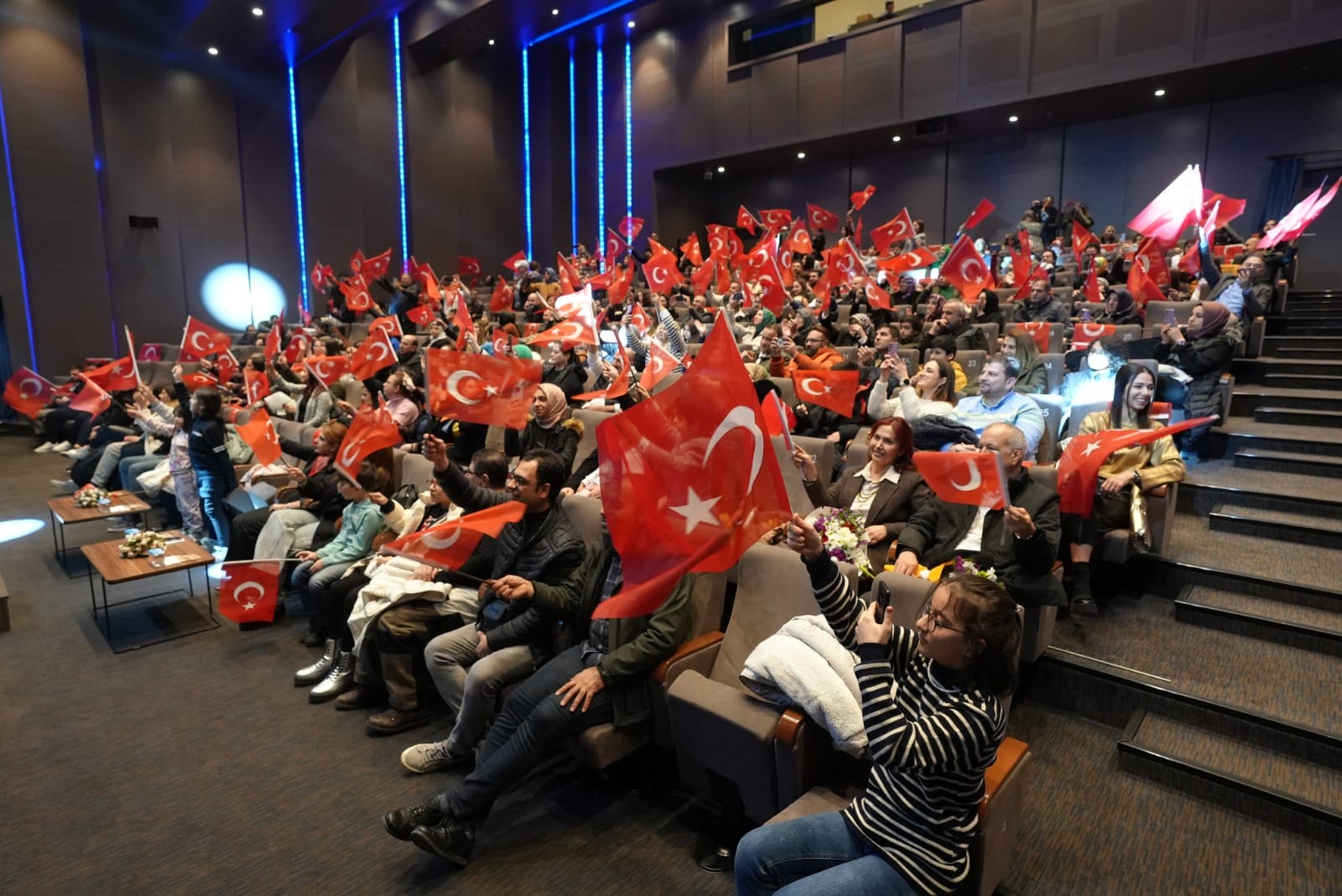 ÇOCUKLARDAN, SANATIN MERKEZİNDE “KURTULUŞ KONSERİ”