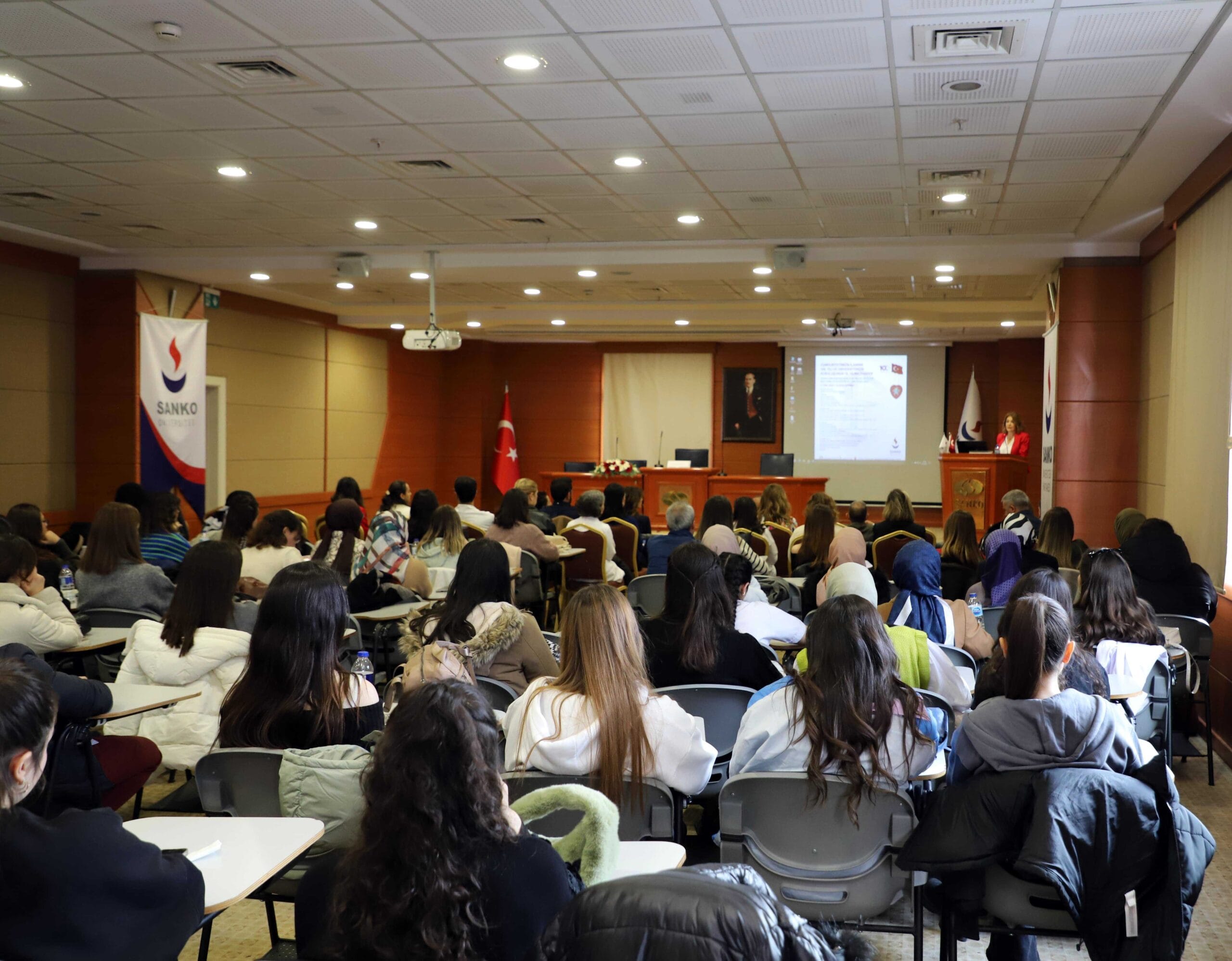 SANKO ÜNİVERSİTESİ REKTÖRÜ PROF. DR. GÜNER DAĞLI: -“OTİZM, GÜNÜMÜZDE TANI YÖNTEMLERİNİN GELİŞMESİYLE BİRLİKTE DAHA ERKEN TEŞHİS EDİLEBİLİYOR”