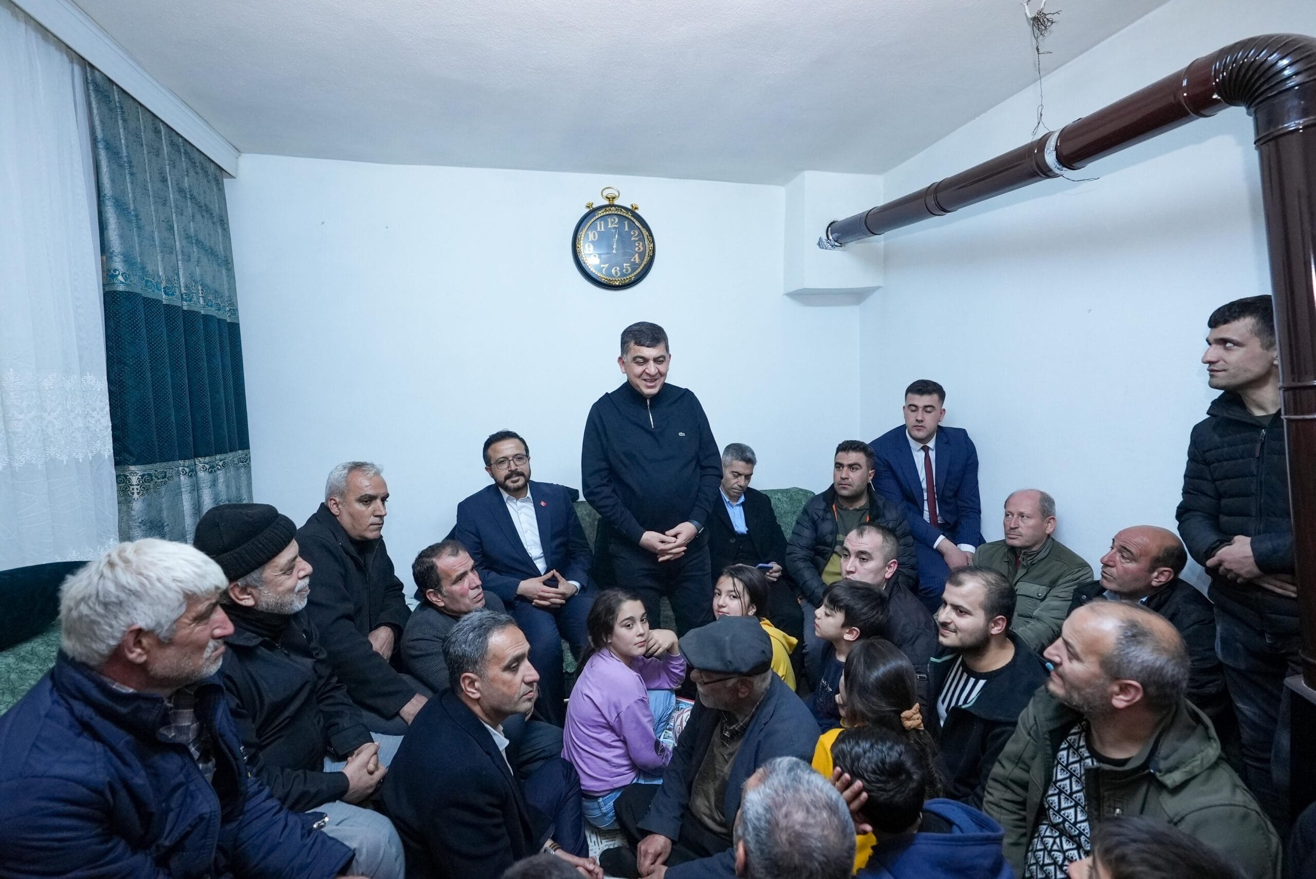 FADILOĞLU’NA MAHALLE SAKİNLERİNDEN YOĞUN İLGİ