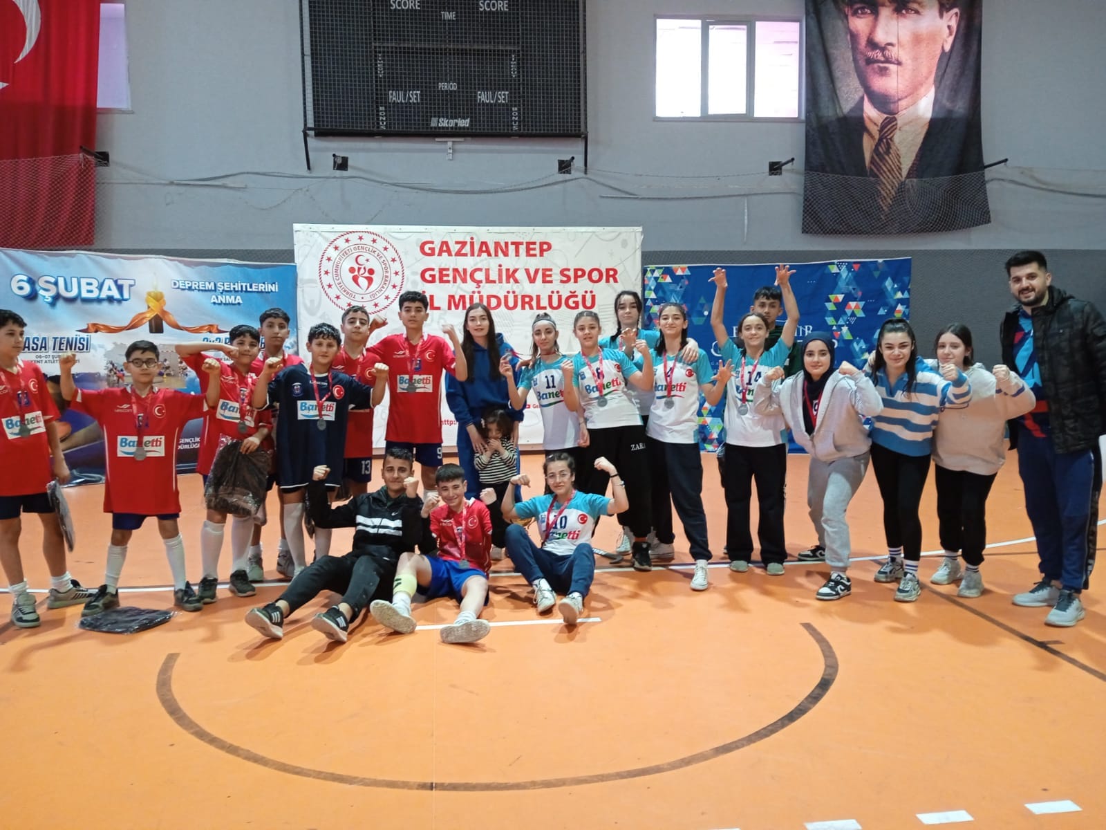 Küçük Kaplanlar ve Sultanlar Namağlup Unvanla Şampiyon