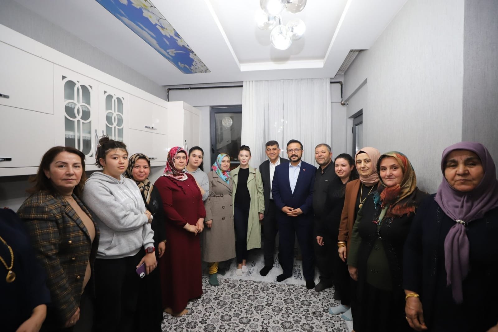FADILOĞLU: “VATANDAŞLARIMIZIN, İLK SIRADA TERCİH ETTİĞİ İLÇE OLMANIN GURURUNU YAŞIYORUZ”