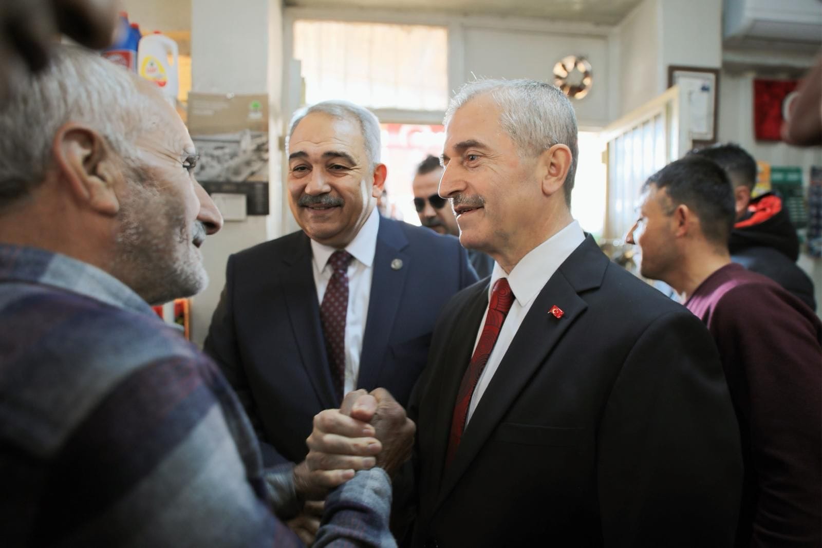ÇETİN VE TAHMAZOĞLU’NA KİLİS’TE YOĞUN İLGİ