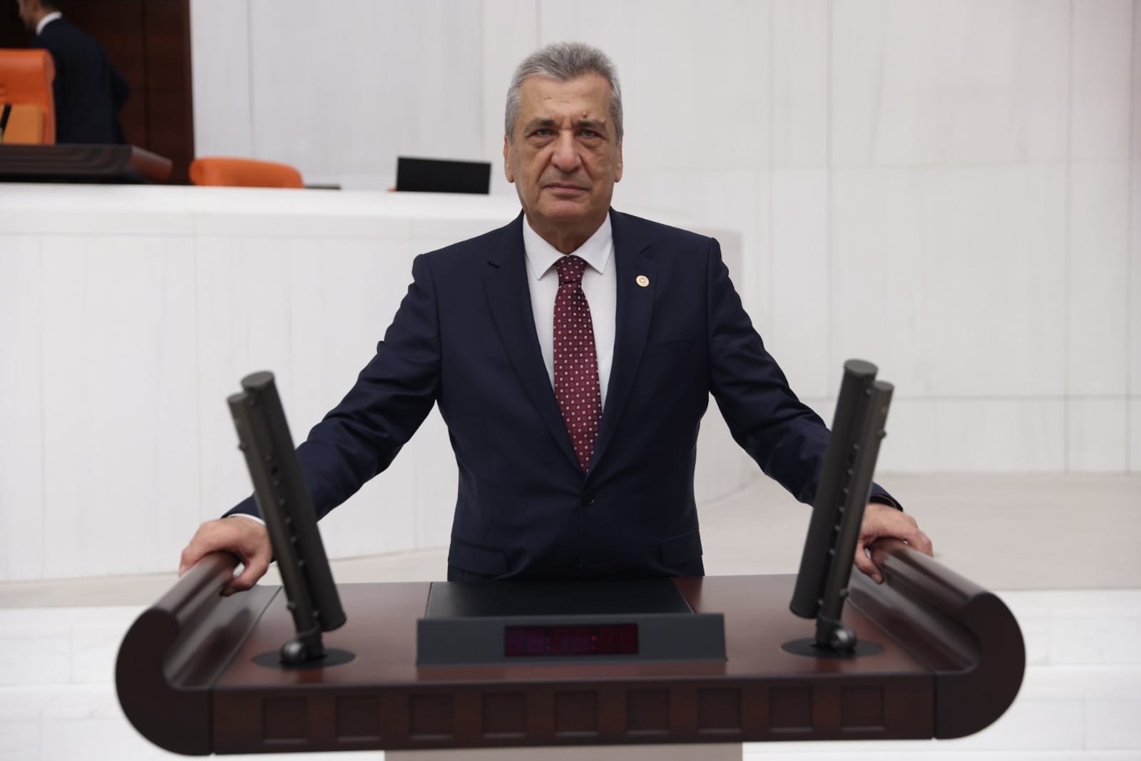 CHP’li Öztürkmen: Emekliyi İşportaya Çıkaracaklar! 
