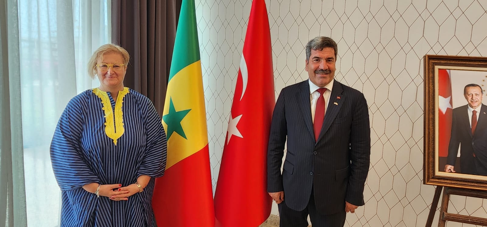 Gaziantepli Halıcıları Senegal Türkiye Büyükelçisi Sağman Makamında Ağırladı