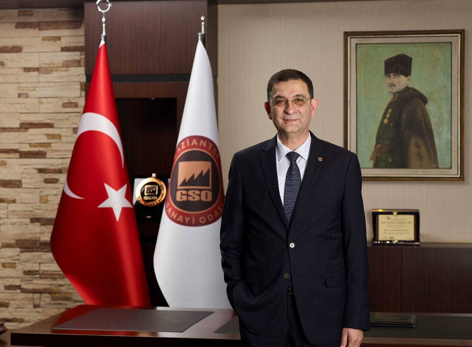 GSO YÖNETİM KURULU BAŞKANI ADNAN ÜNVERDİ’NİN 23 NİSAN KUTLAMA MESAJI 