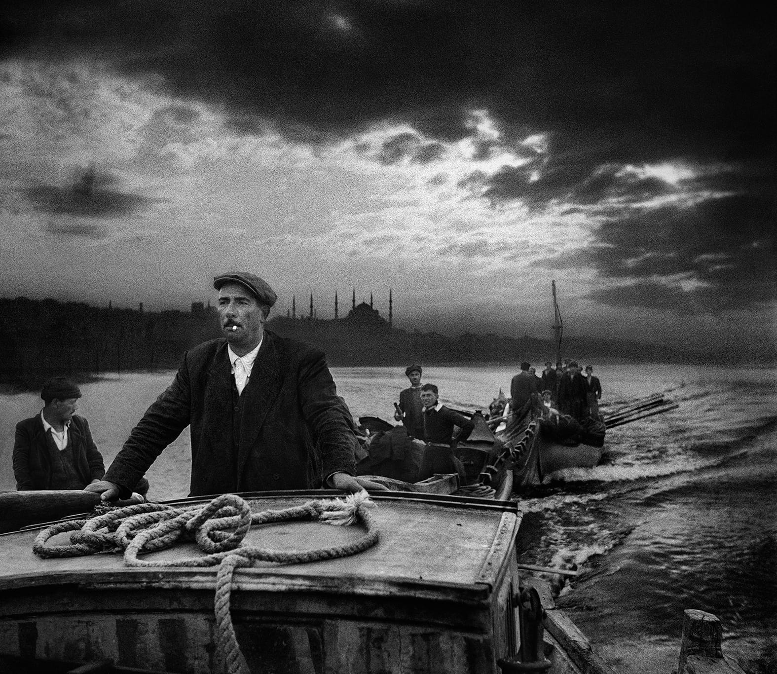 ARA GÜLER MÜZESİ’NİN YENİ SERGİSİ “KUMKAPI BALIKÇILARI” KAPILARINI AÇTI