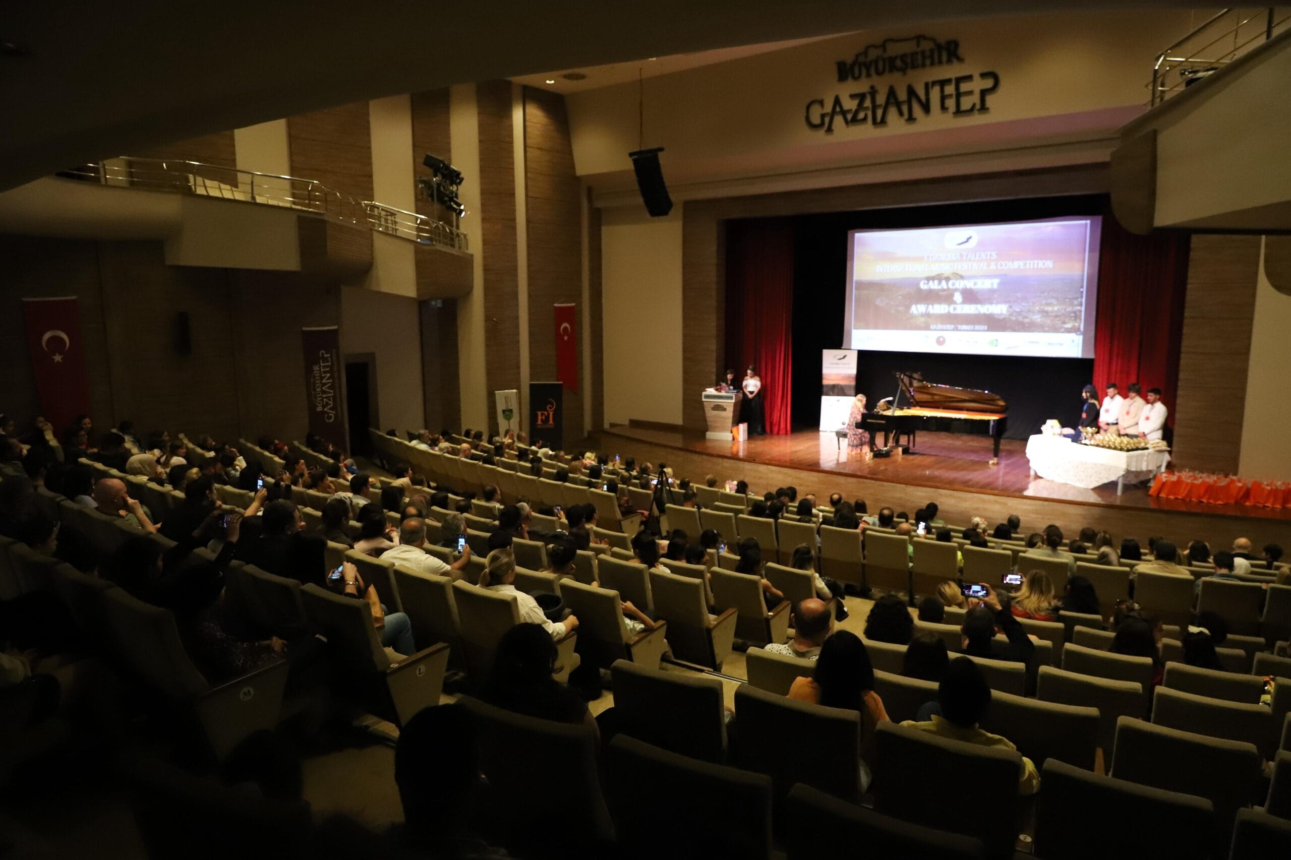 Türkiye’de İlk Kez Gaziantep’te Gerçekleştirildi, Müziğin Nabzı Gaziantep’te Attı