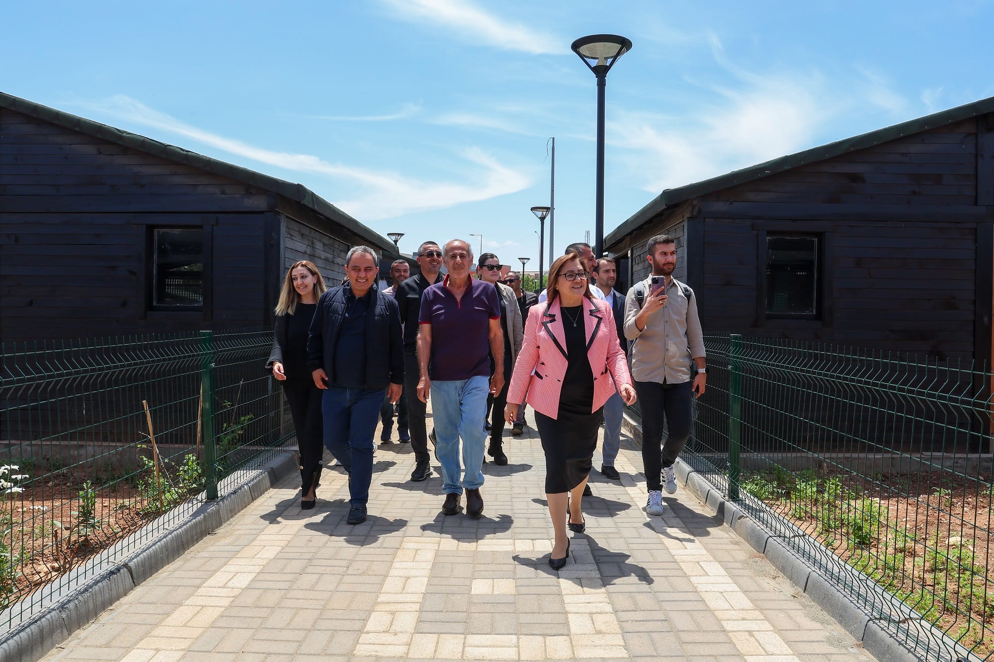 BAŞKAN ŞAHİN, ALLEBEN GÖLETİ CİVARINDAKİ 6. ETAP HOBİ BAHÇESİNİN MÜJDESİNİ VERDİ