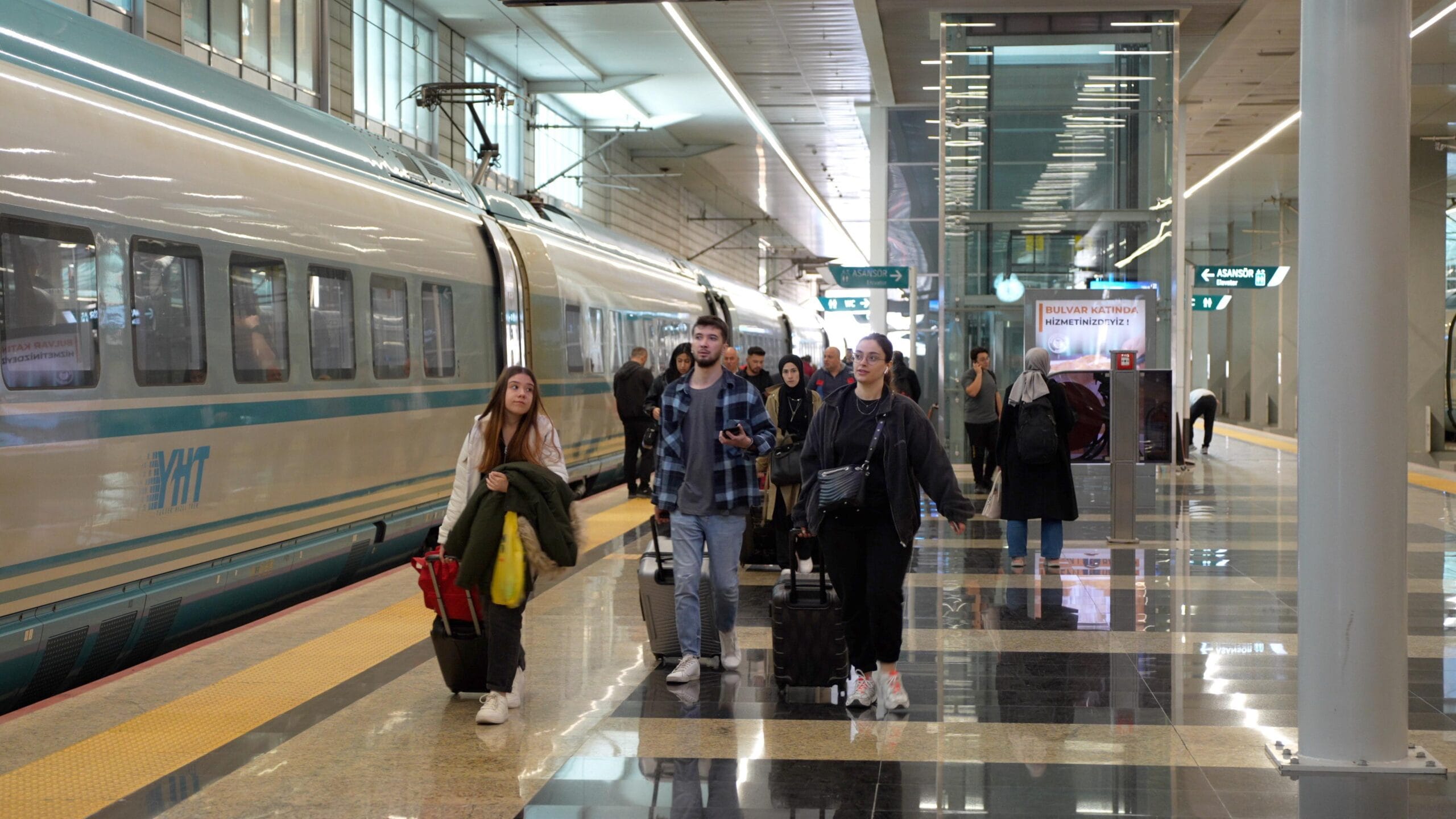 BAYRAMDA 7 MİLYON 519 BİN 428 KİŞİ DEMİRYOLLARINI KULLANDI