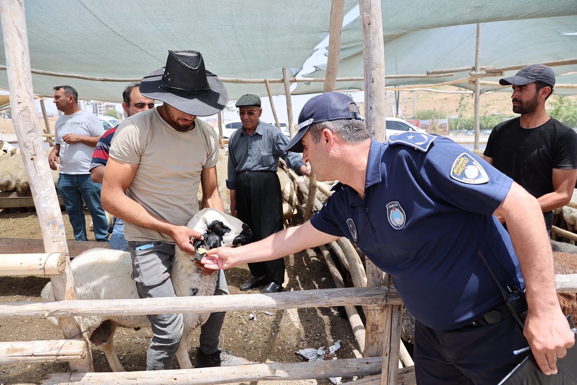 GAZİANTEP’TE KURBAN BAYRAMI ÖNCESİ SIKI DENETİMLER SÜRÜYOR