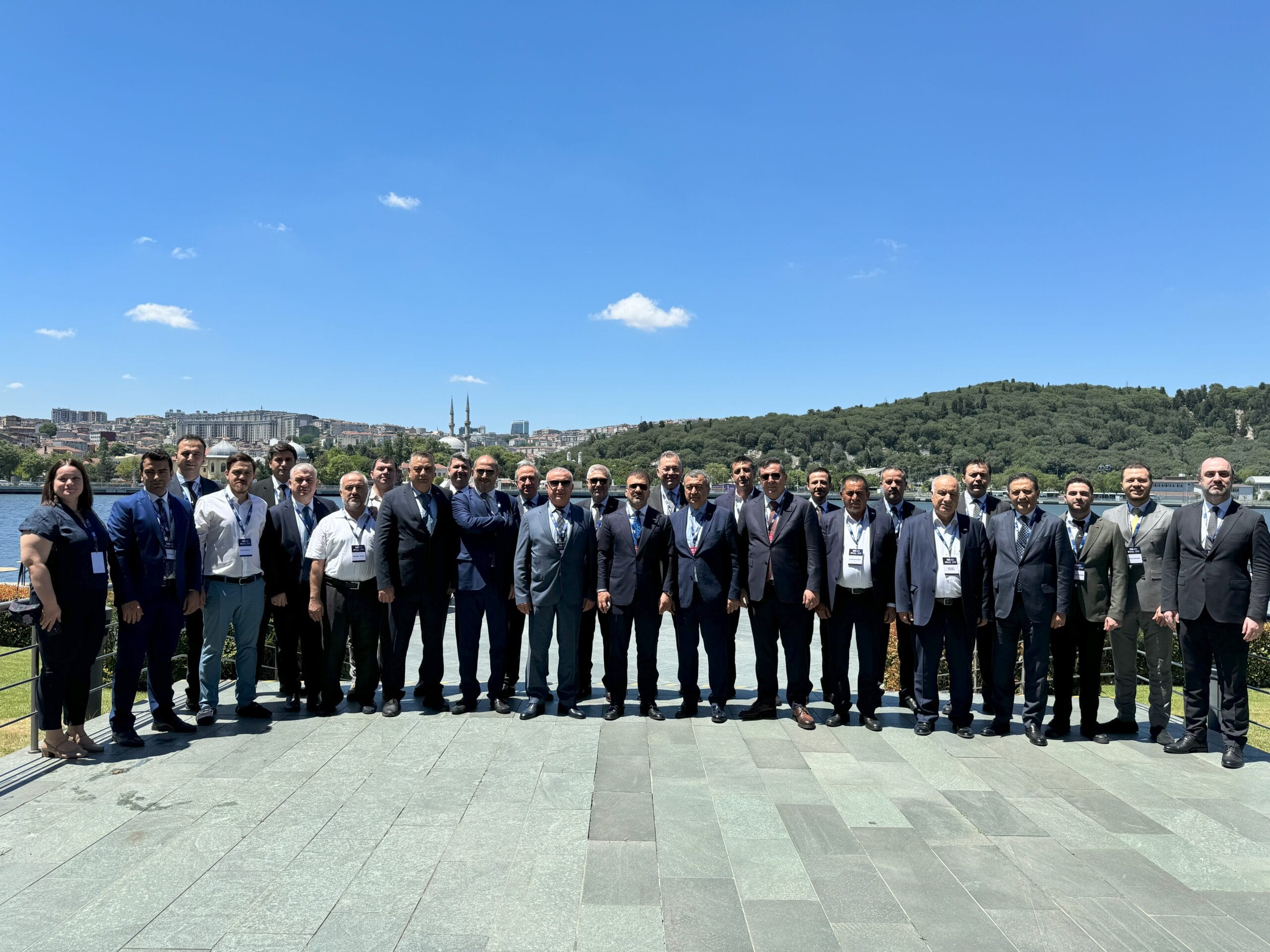 FİKRET KİLECİ İLK 1000 İHRACATÇIYI KUTLADI….