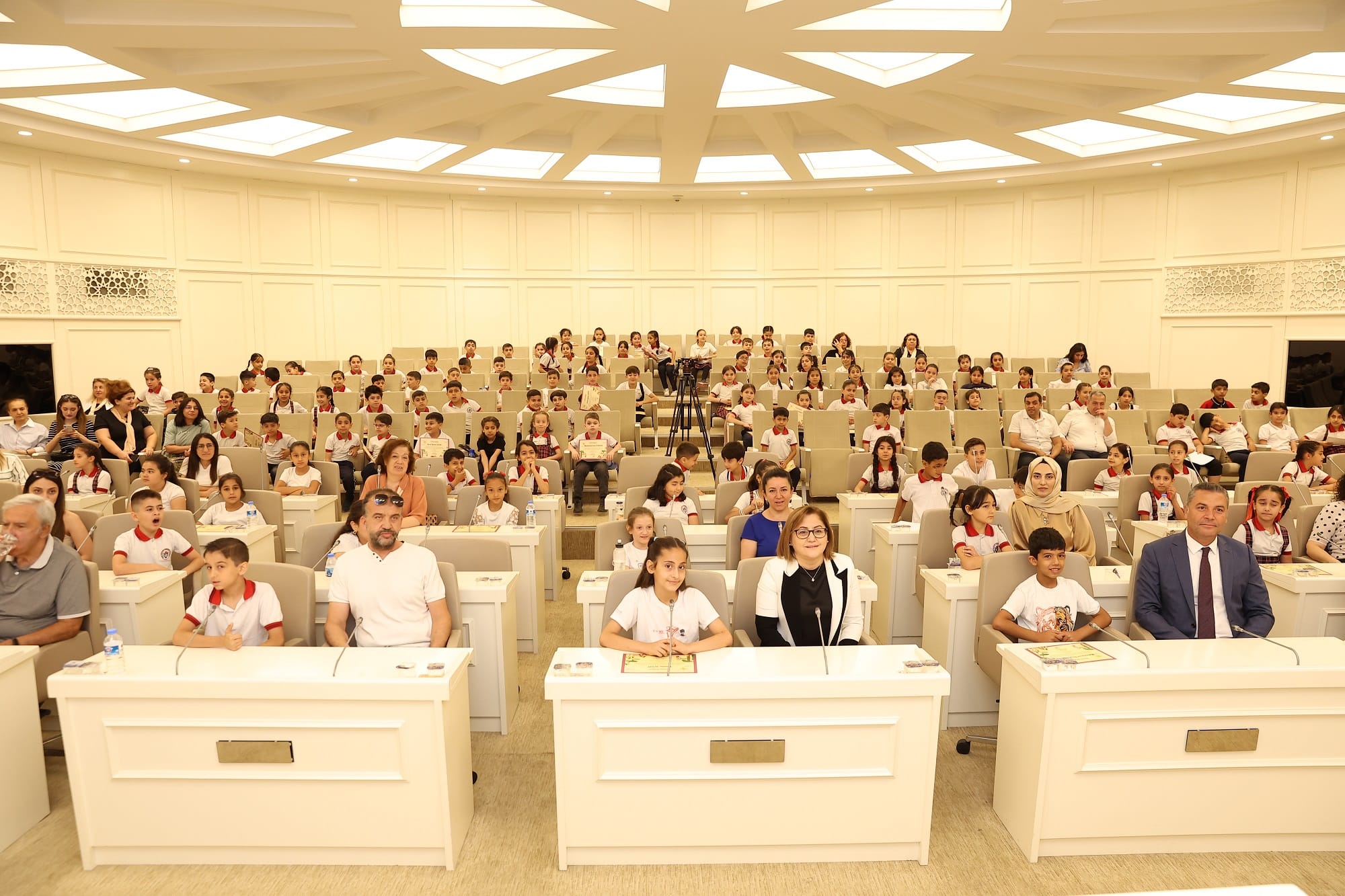 KENTLER ÇOCUKLARINDIR EĞİTİM PROGRAMI SERTİFİKA TÖRENİ DÜZENLENDİ