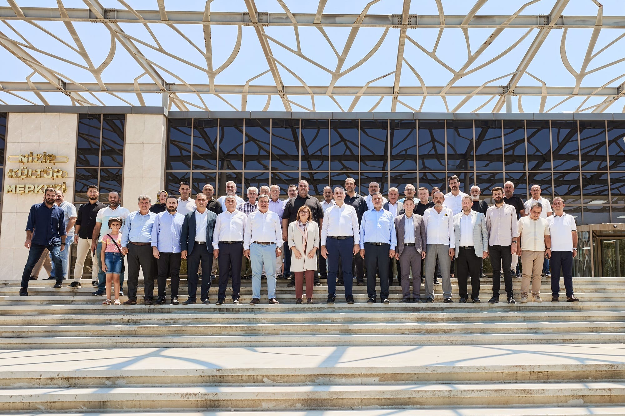 NİZİP KONGRE VE KÜLTÜR MERKEZİ KULLANIMA HAZIR