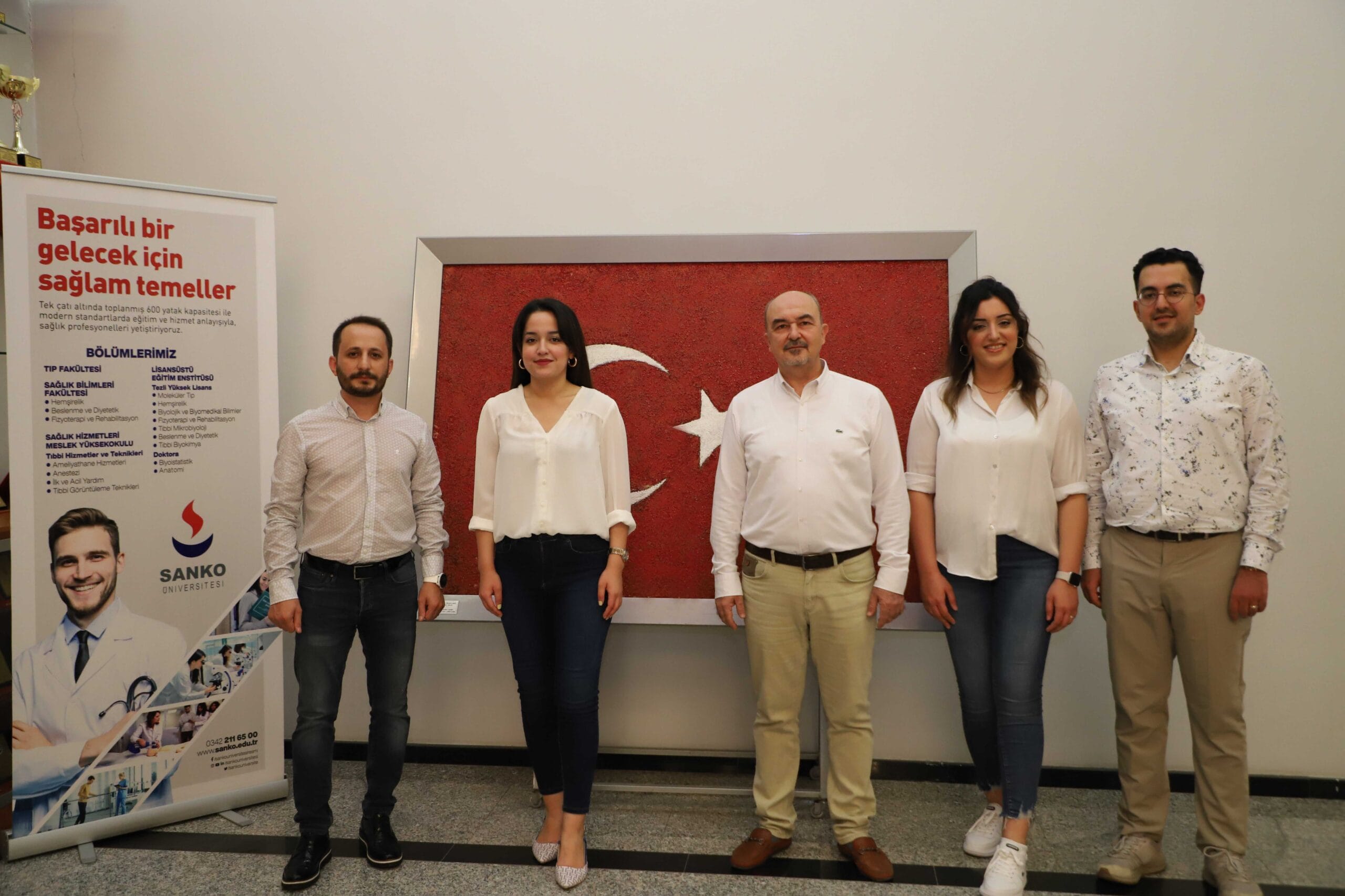 SANKO ÜNİVERSİTESİ AKADEMİSYEN VE ÖĞRENCİLERİ, HASTALIKLARI KOKU İLE TEŞHİS EDECEK PROJE GELİŞTİRİYOR 