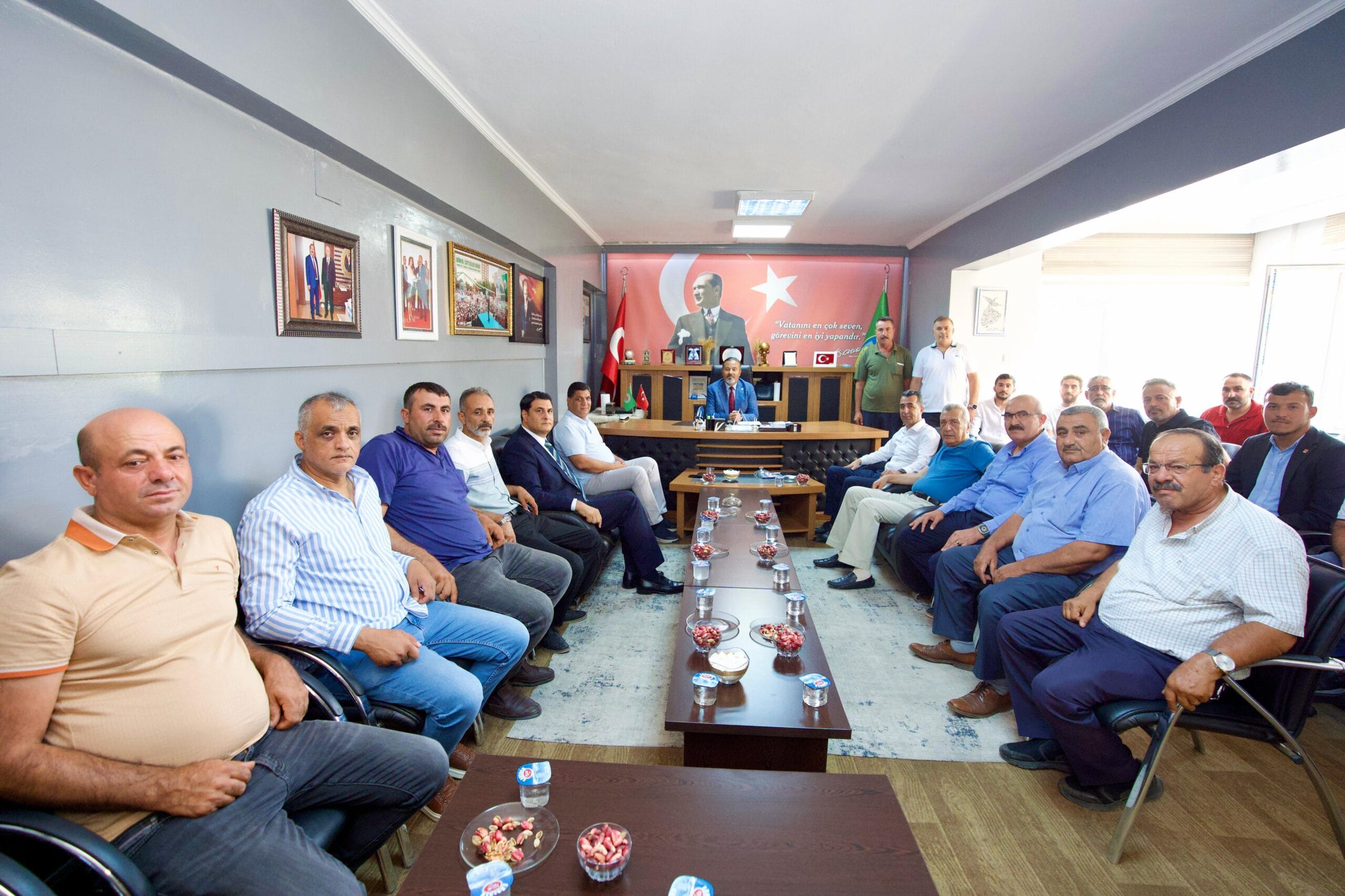 BAŞKAN YILMAZ, ŞEHİTKAMİL’İ KARIŞ KARIŞ GEZİYOR…