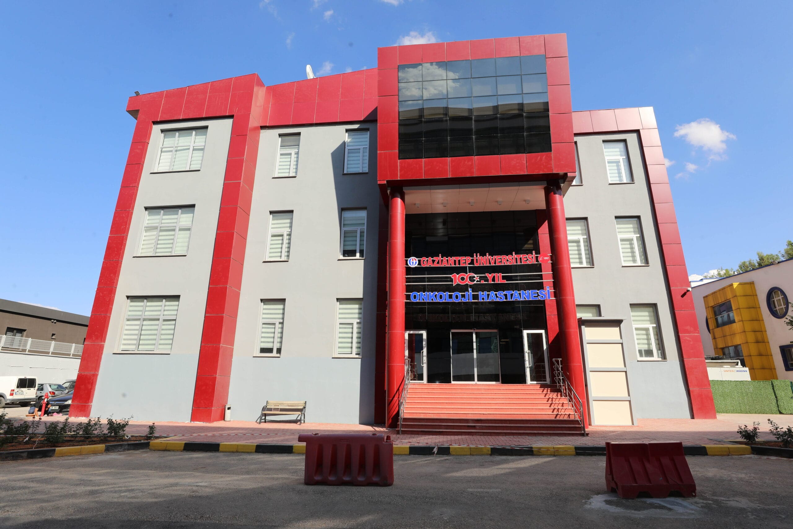 GAÜN 100. YIL ONKOLOJİ HASTANESİ VE RADYOTERAPİ MERKEZİ AÇILIYOR