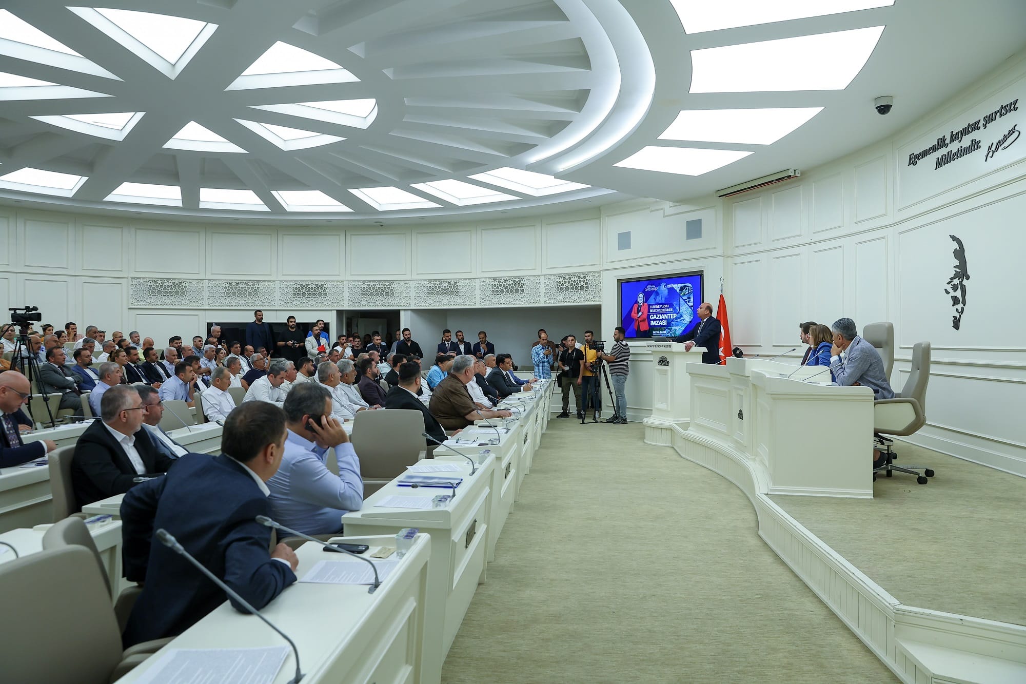 GAZİANTEP BÜYÜKŞEHİR’İN DOĞALGAZ DÖNÜŞÜM PROJESİ BÜYÜYOR