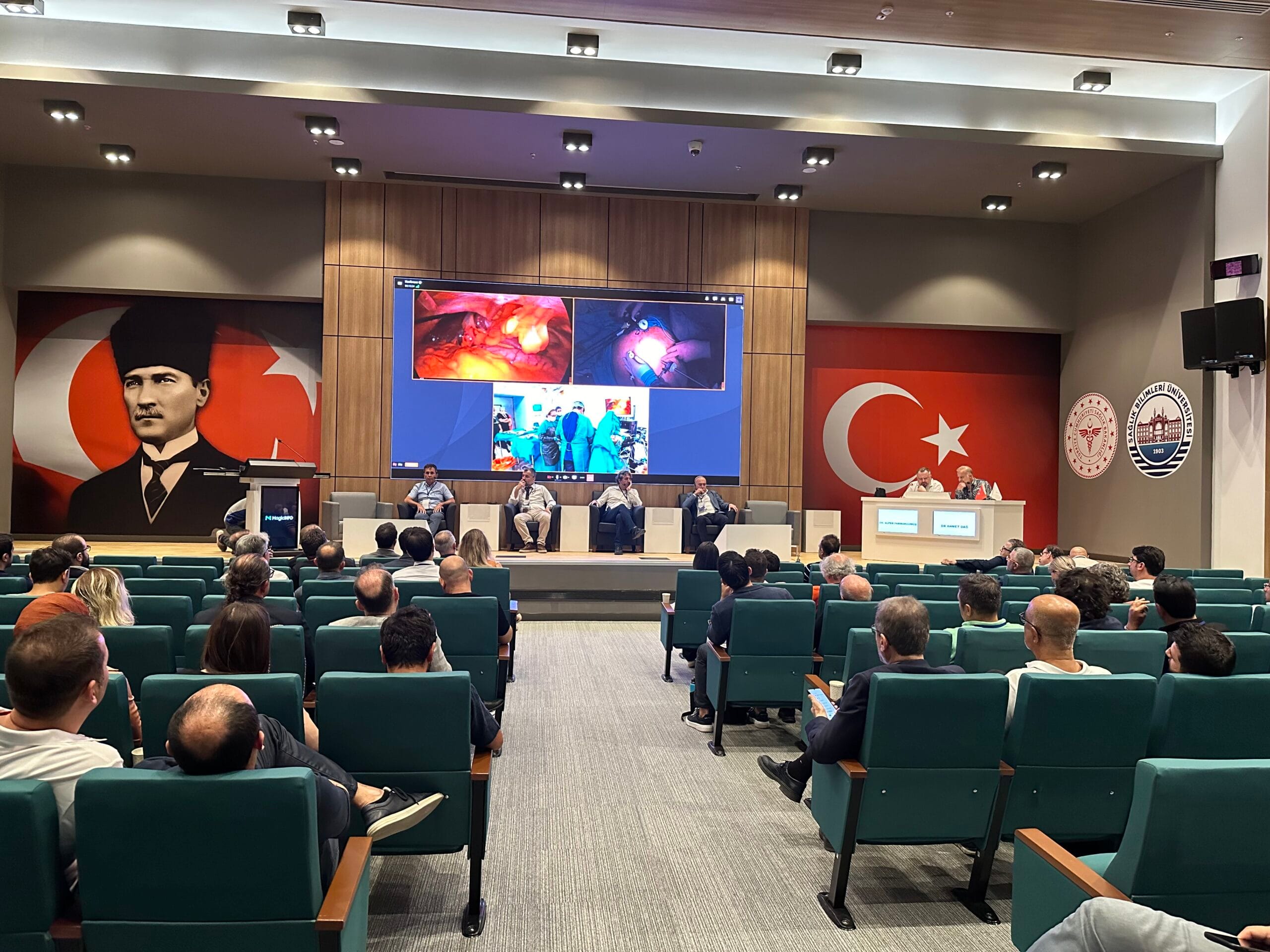 GAZİANTEP ŞEHİR HASTANESİ’NDE AMELİYATLAR CANLI İZLENDİ