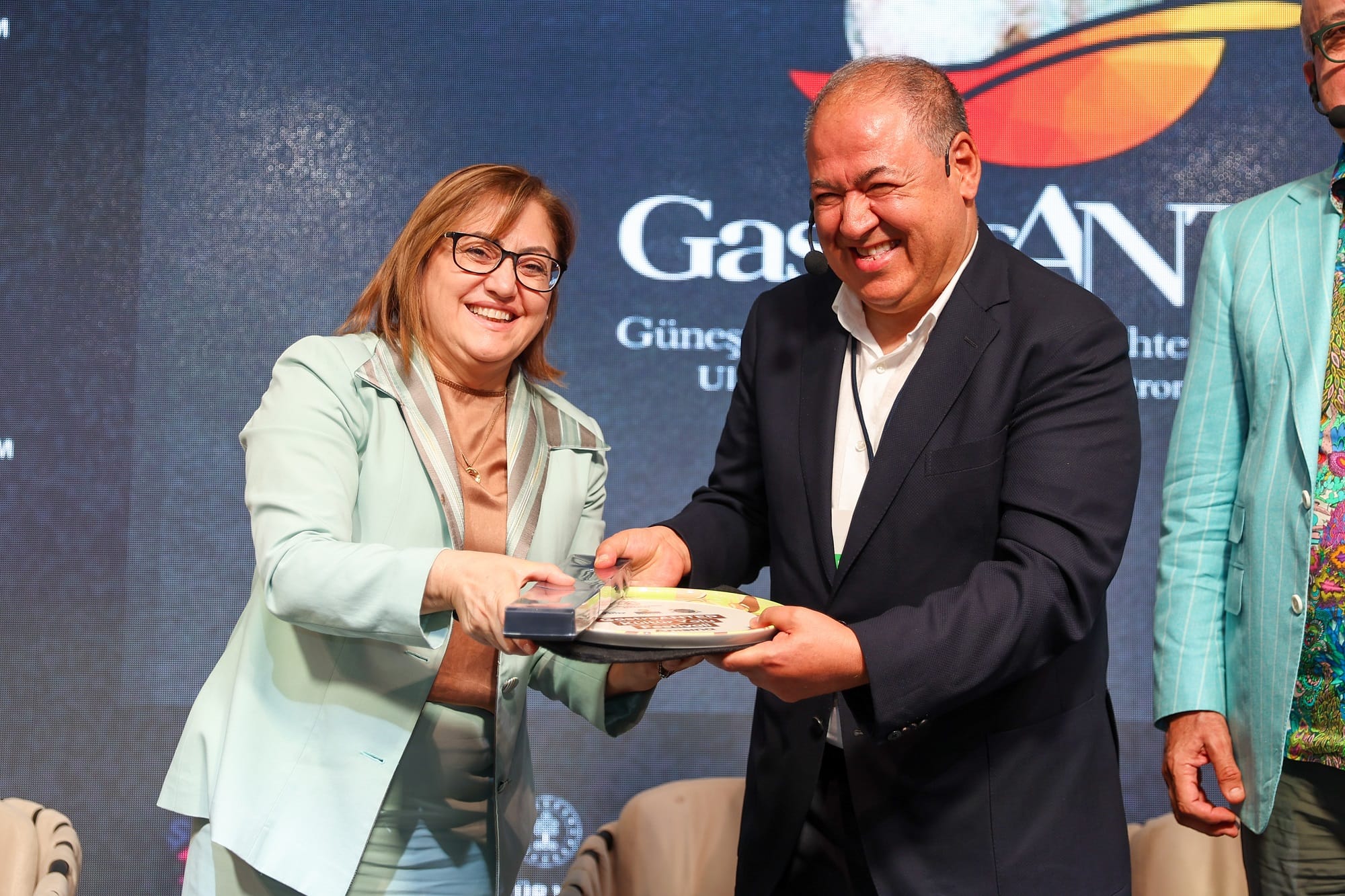 BAŞKAN ŞAHİN: GELENEKSEL MUTFAK MİRASINI HAYDİ TARLADAN SOFRAYA PROJESİ İLE KORUYORUZ
