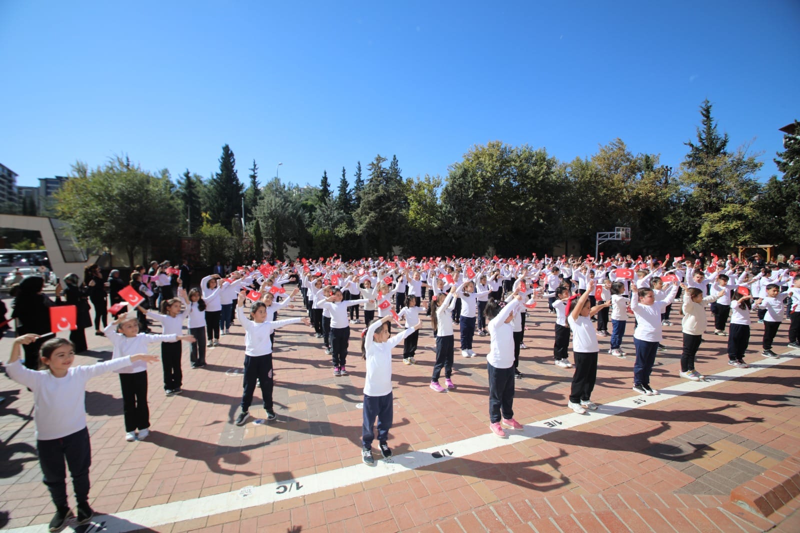 Gaziantep Kolej Vakfı’nı Cumhuriyet Coşkusu Sardı…