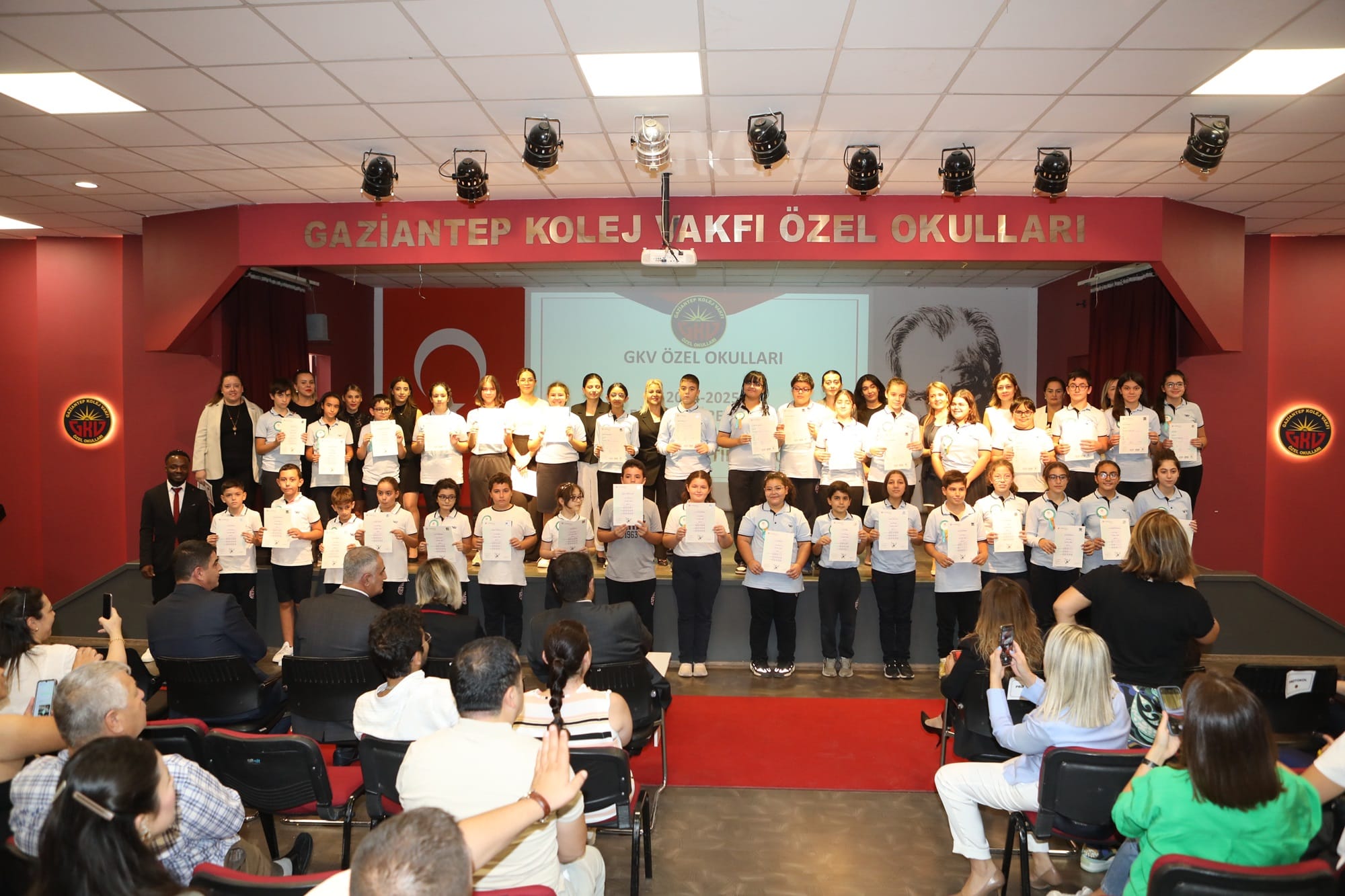 Cambridge Sınavlarına GKV Damgası..