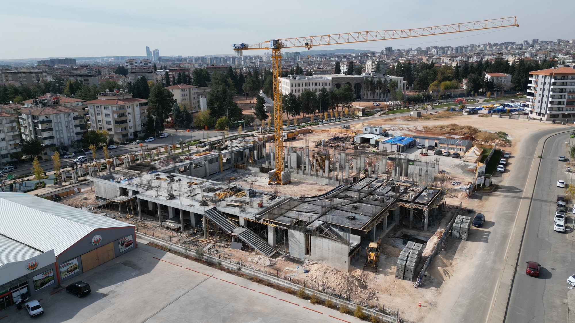 GAZİANTEP BÜYÜKŞEHİR, ULUSLARARASI MÜSABAKALARA UYGUN YENİ SPOR SALONUNUN İNŞASINA DEVAM EDİYOR 