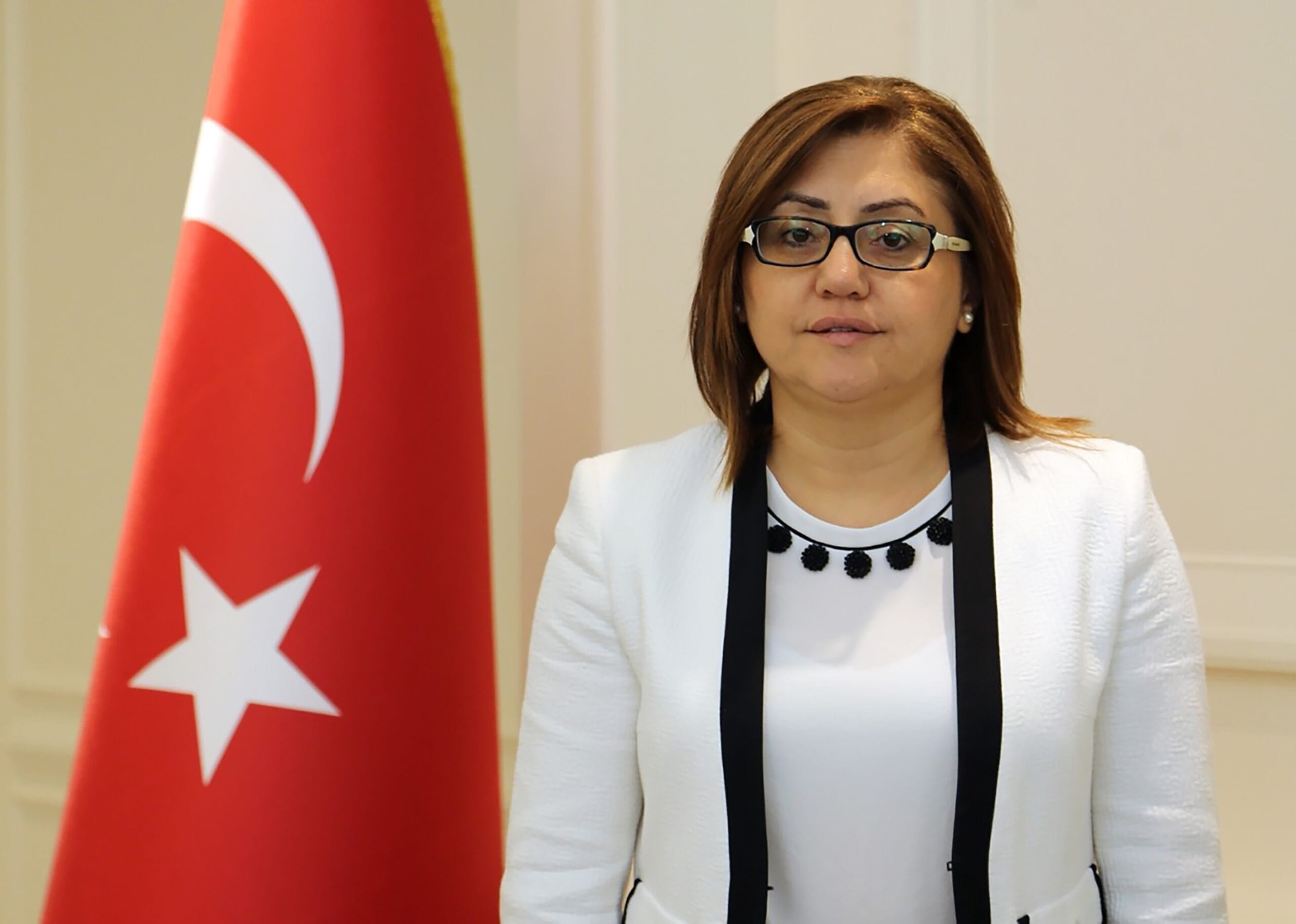 ŞAHİN: “ATATÜRK, CUMHURİYETİMİZİ BU TOPRAKLARIN TÜM RENKLERİNİ KAYNAŞTIRARAK İNŞA ETTİ” 
