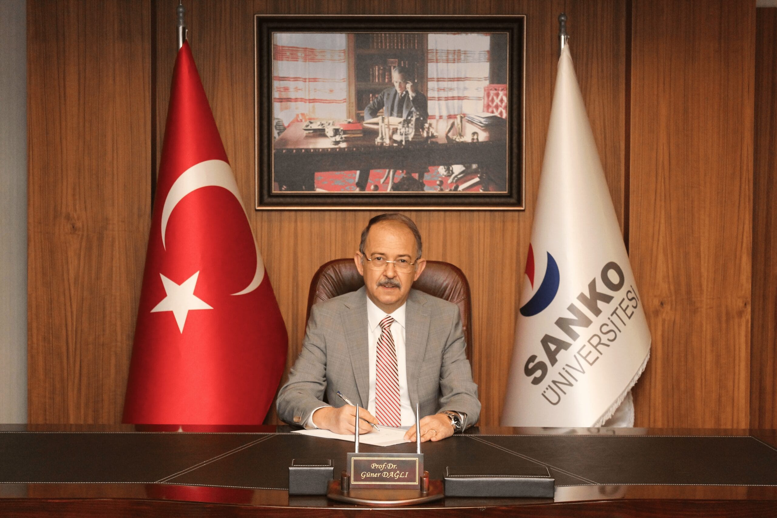 SANKO ÜNİVERSİTESİ REKTÖRÜ PROF. DR. DAĞLI: “VATAN SÖZ KONUSU OLUNCA YÜCE TÜRK MİLLETİNİN KARŞISINDA HİÇBİR GÜÇ DURAMAZ”
