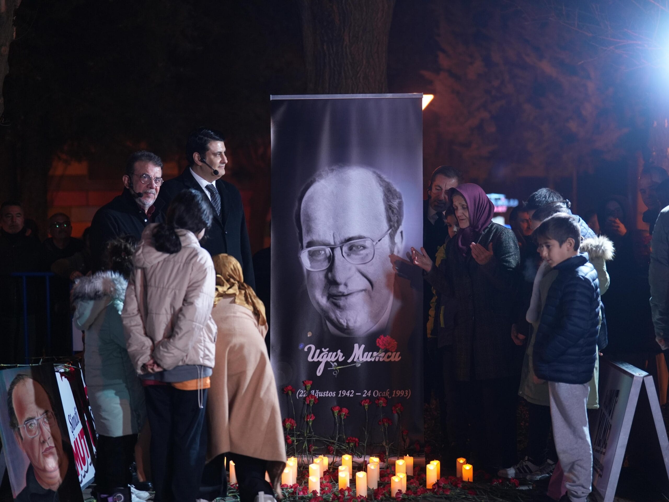UĞUR MUMCU VE TÜRKİYE’NİN AYDINLARIŞEHİTKAMİL’DE ANILDI