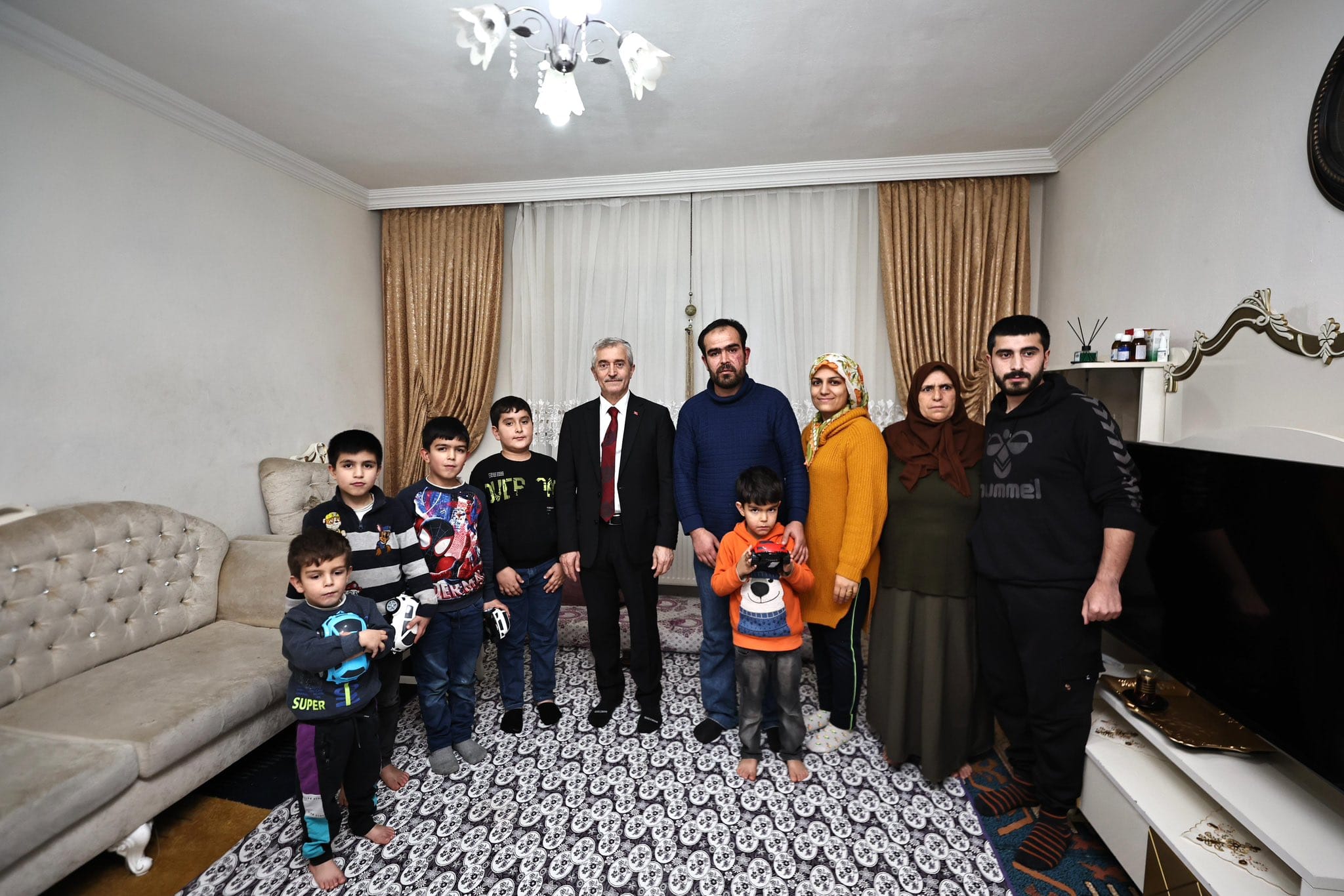 BAŞKAN TAHMAZOĞLU’NDAN SÜRPRİZ ZİYARET